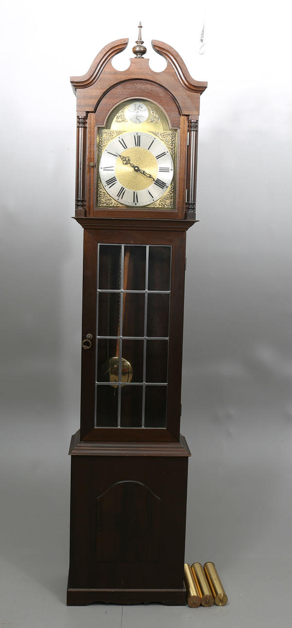 GOLVUR, mahogny, Tempus Fugit, 1900-talets andra hälft.