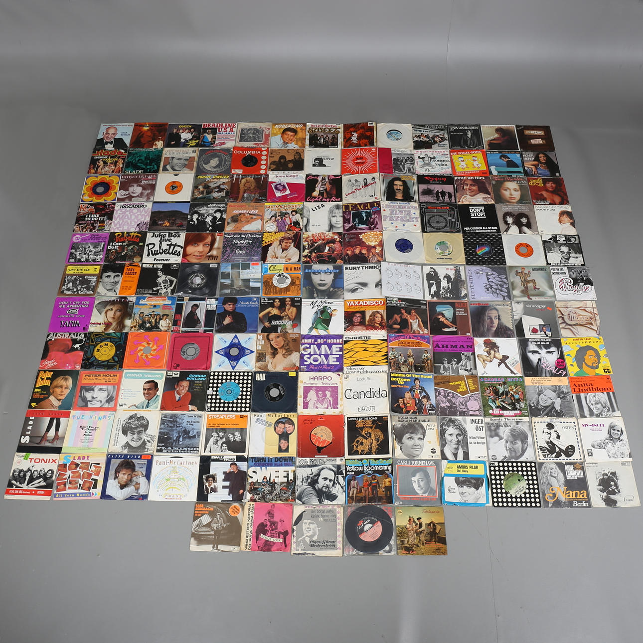 PARTI SINGELSKIVOR, 149 st, blandade artister.