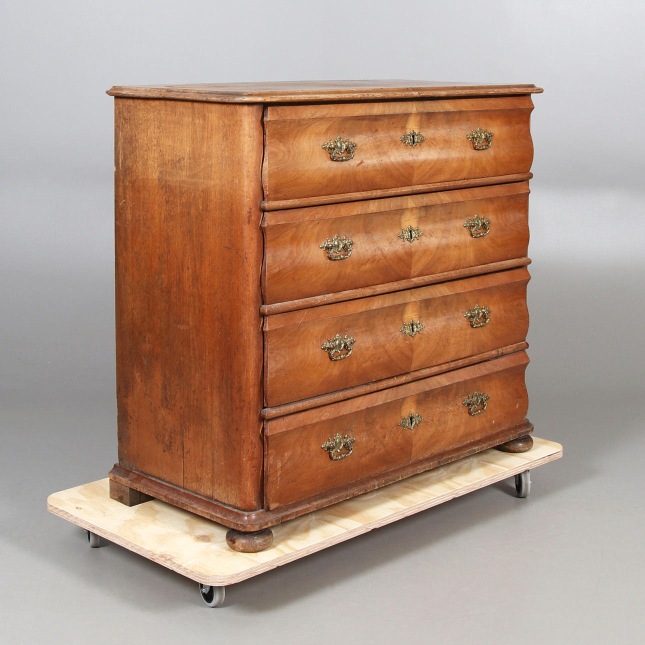 BYRÅ, nyrenässans, 1800-tal.