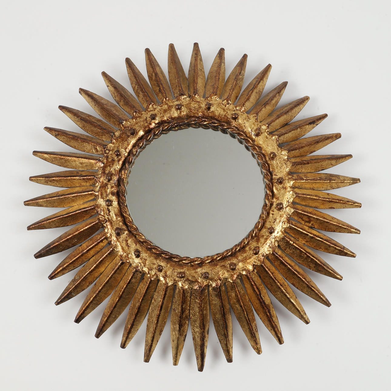 SOLSPEGEL, bronserad metall, 1970-80-tal.