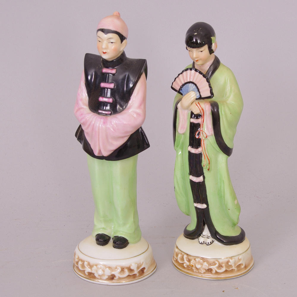 FIGURINER, 2 stycken, porslin, orientaliskt par.