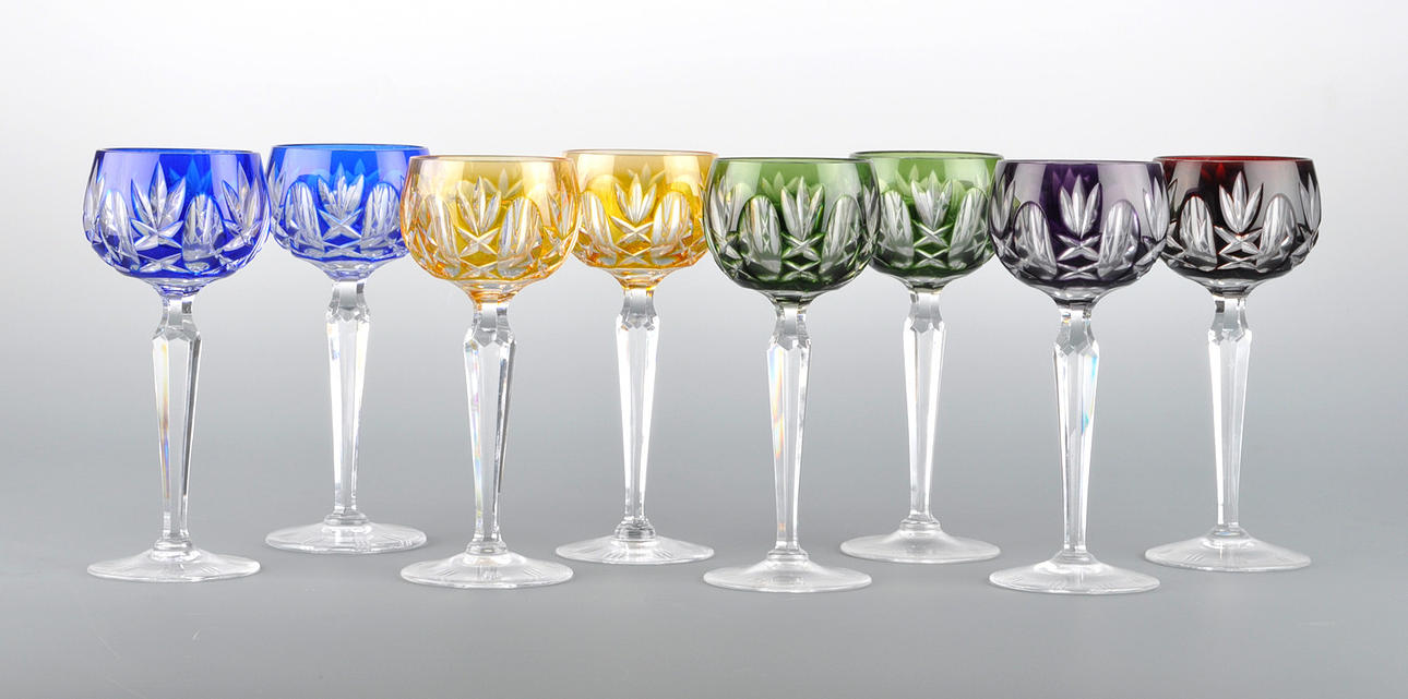 RÖMER / WEINGLÄSER. Färgat kristallglas Uppsättning av 8.