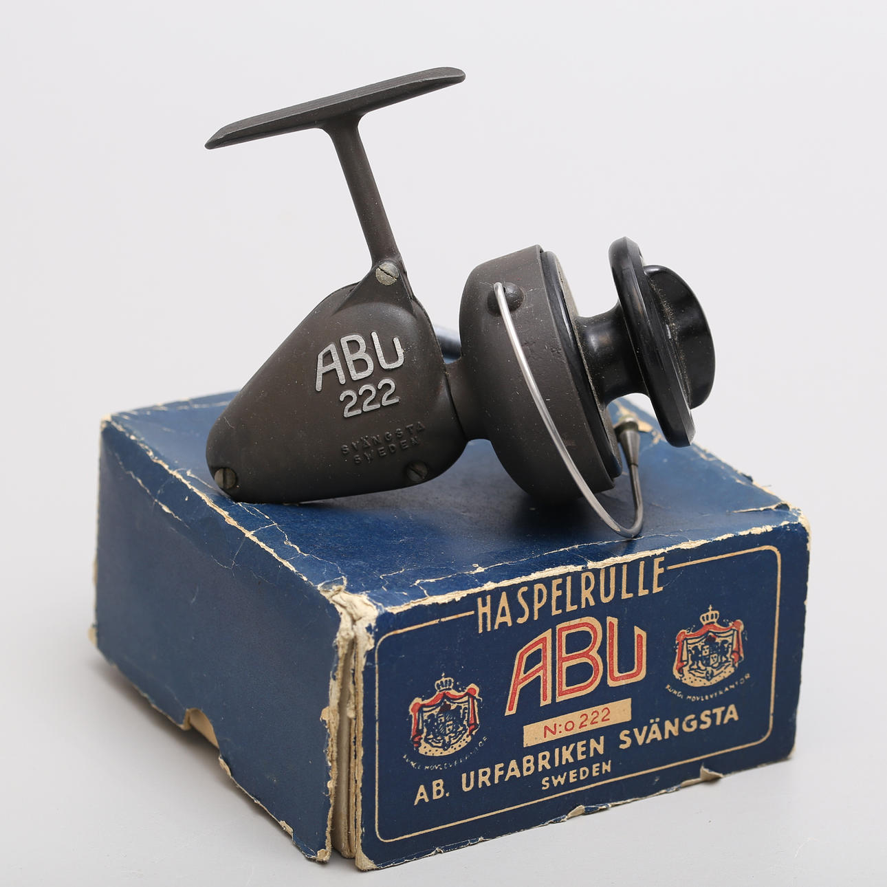 FISHING ROLL, Reel, ABU 222, Svängsta Sweden. Collectables