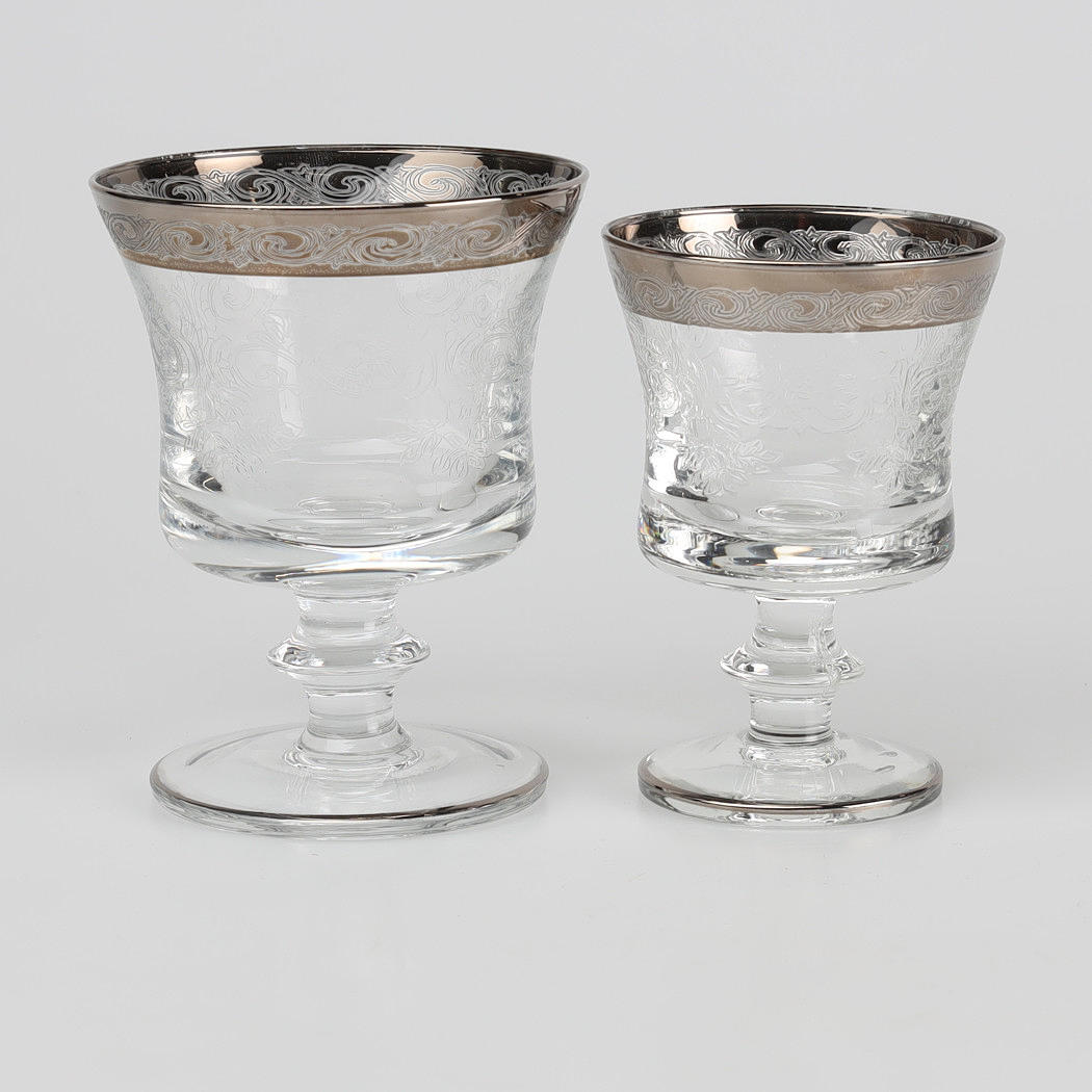 GLASWAREN, 12 Stück, Cristal Murano, Italien.