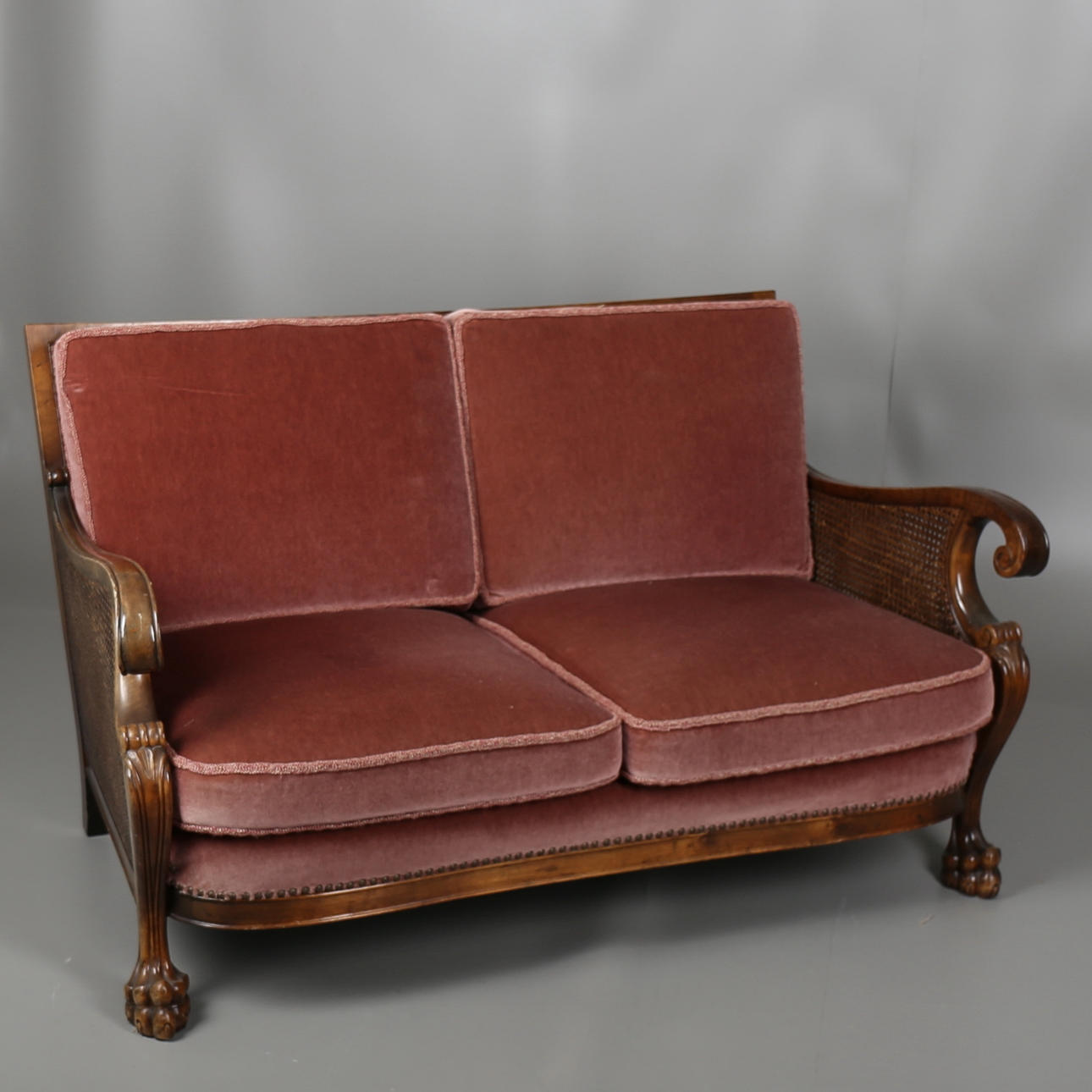 SOFFA i chippendale-stil, 1940-talet.