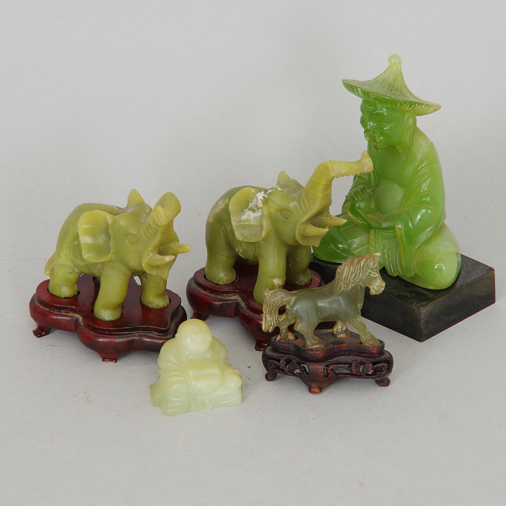SKULPTURER, 5 stycken, jade.
