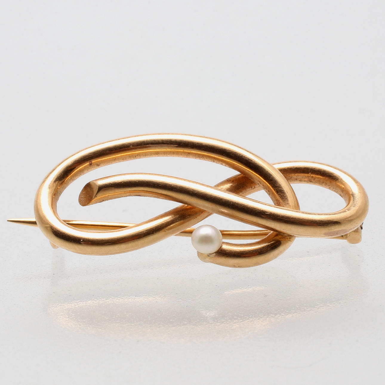 BROSCH, 18K guld, totalvikt ca 4 gram, stämplad EH, Pajala, 1912.