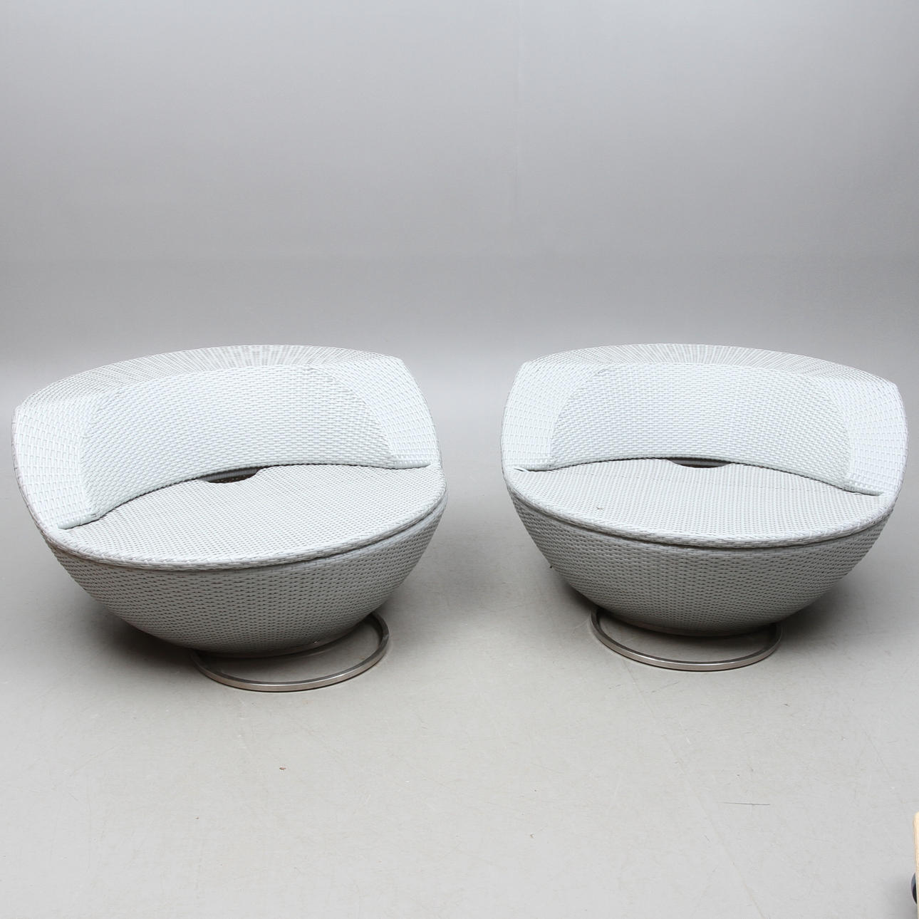 KORGSTOLAR, 2 st, 2000-tal.