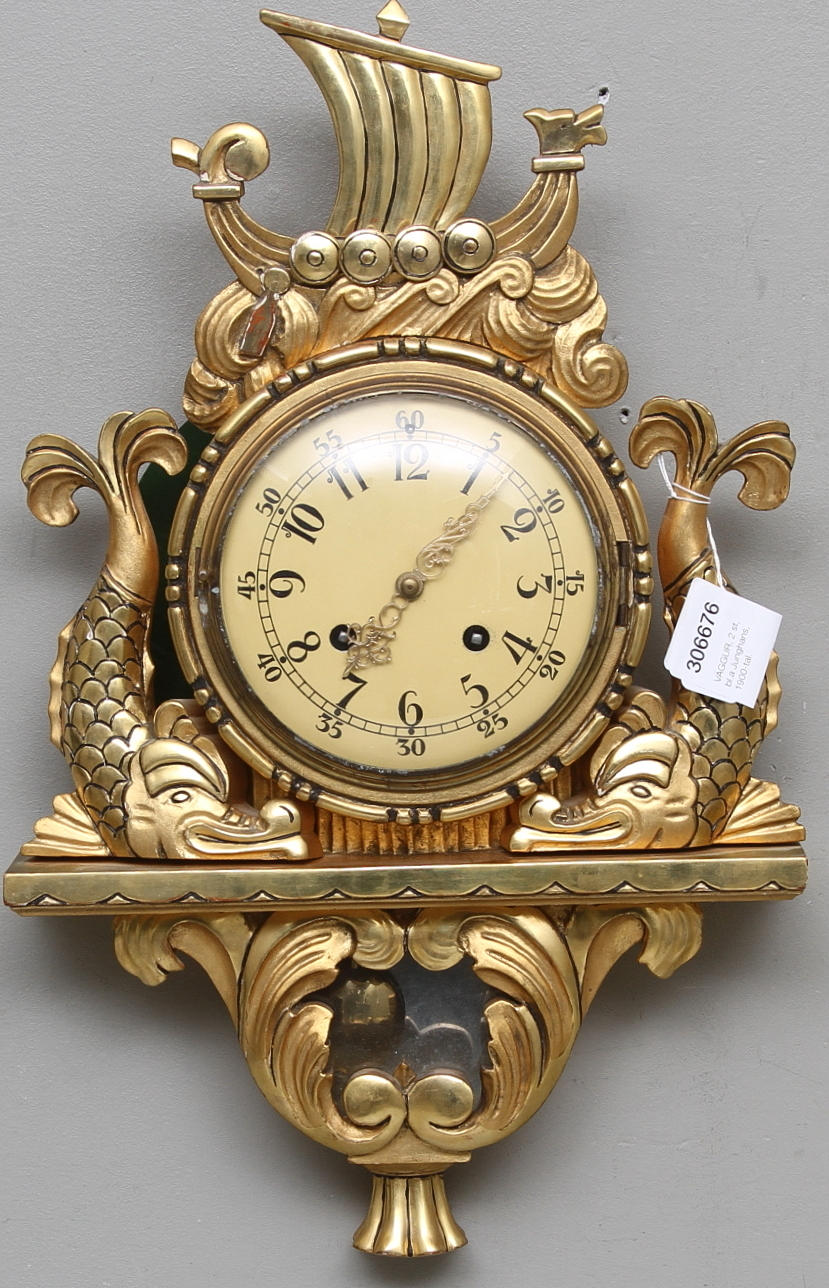 VÄGGUR, 2 st, bl.a Junghans, 1900-tal.