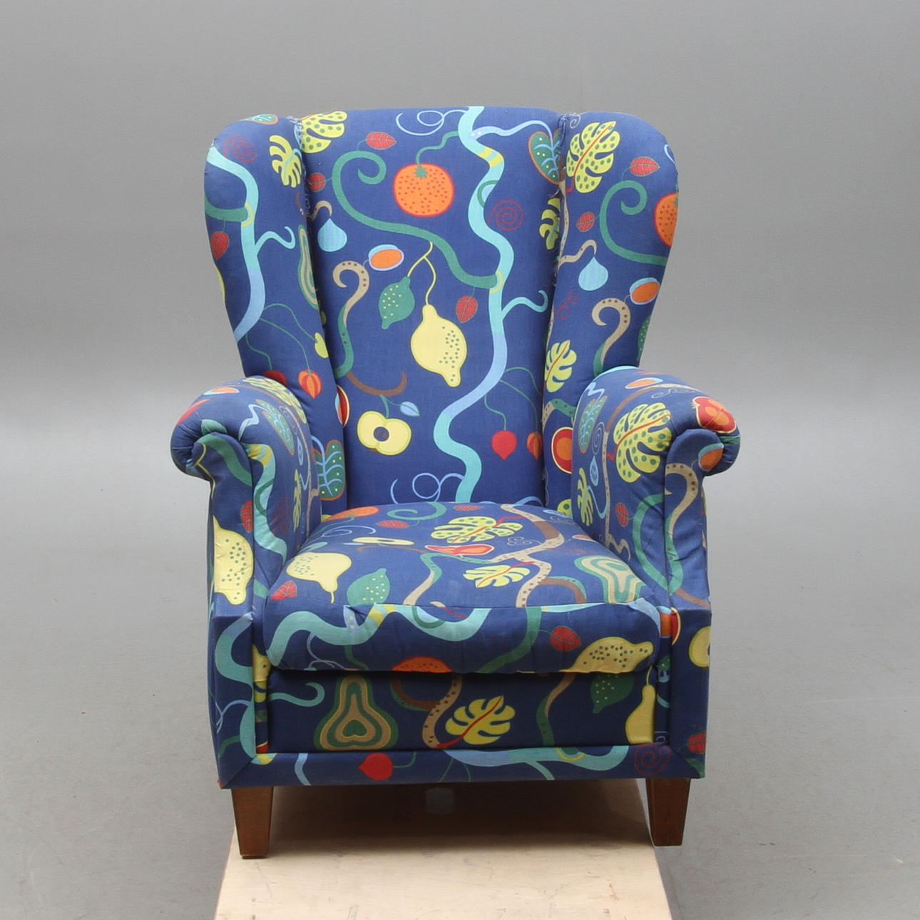 ÖRONLAPPSFÅTÖLJ, 1900-talets lsut.