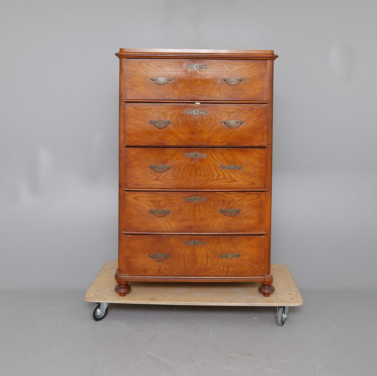 BYRÅ, 5 lådor, 18/1900-tal.