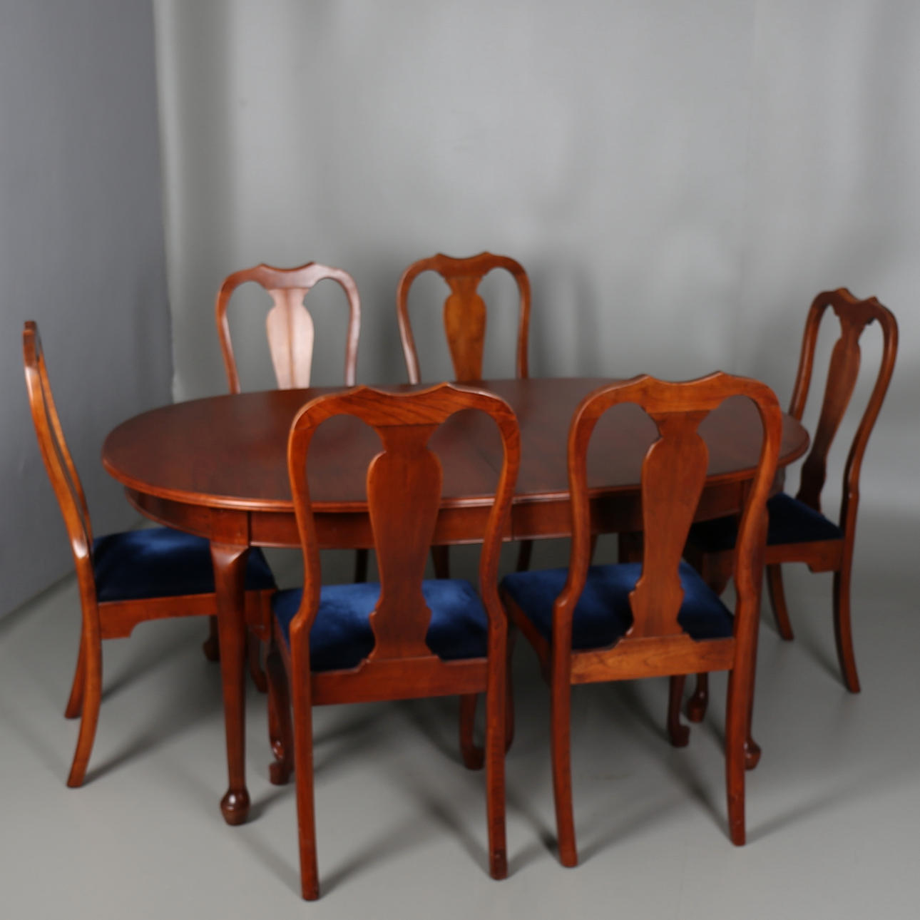 MATSALSMÖBLEMANG i rokokostil, 9 delar, 1900-tal.