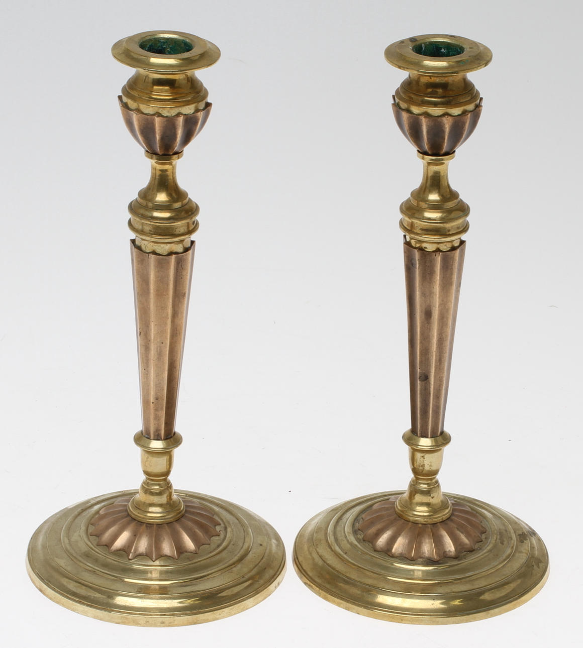 LJUSSTAKAR, ett par, märkta Otto Meyer.