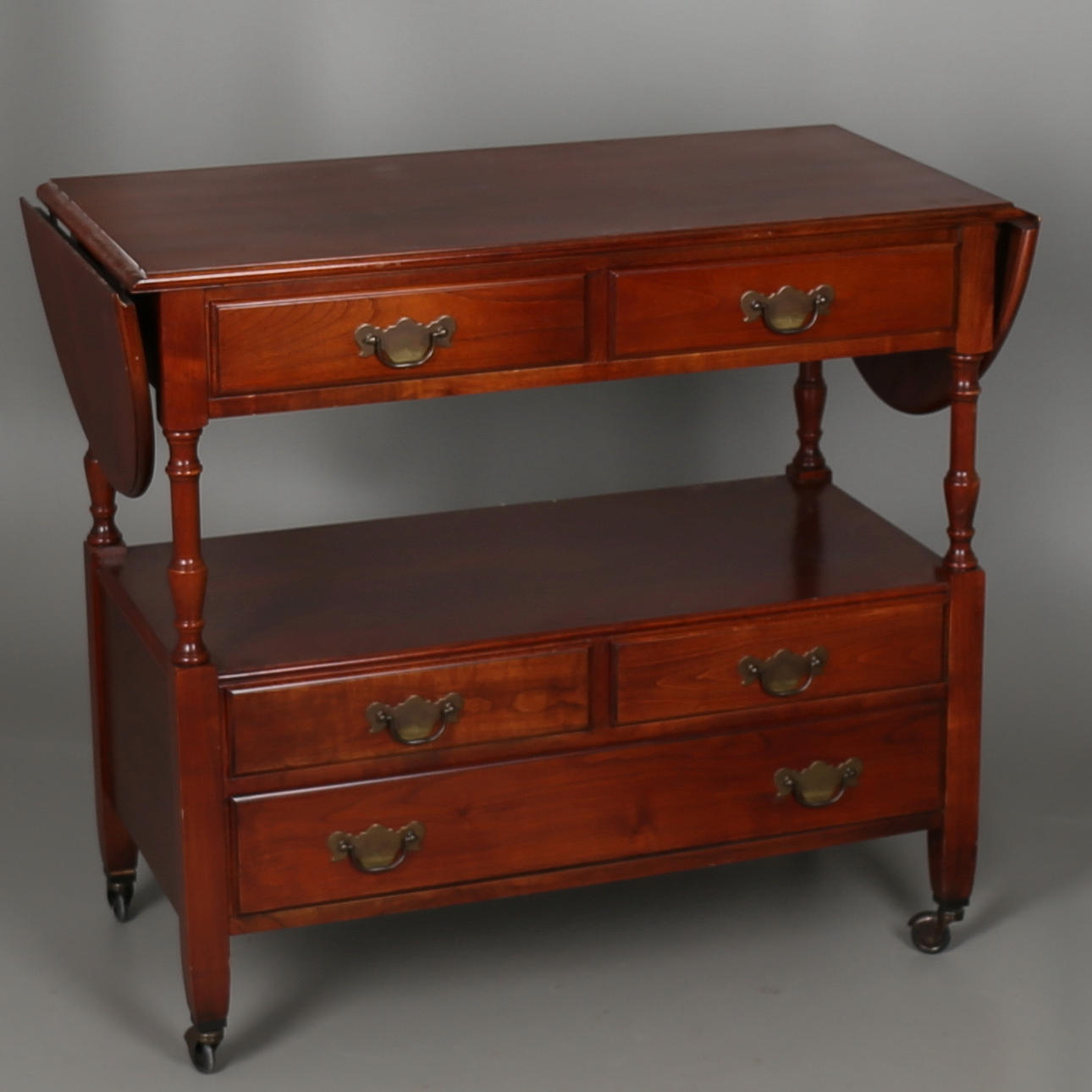 SERVERINGSBORD/AVLASTNINGSBORD på hjul, 1900-tal.