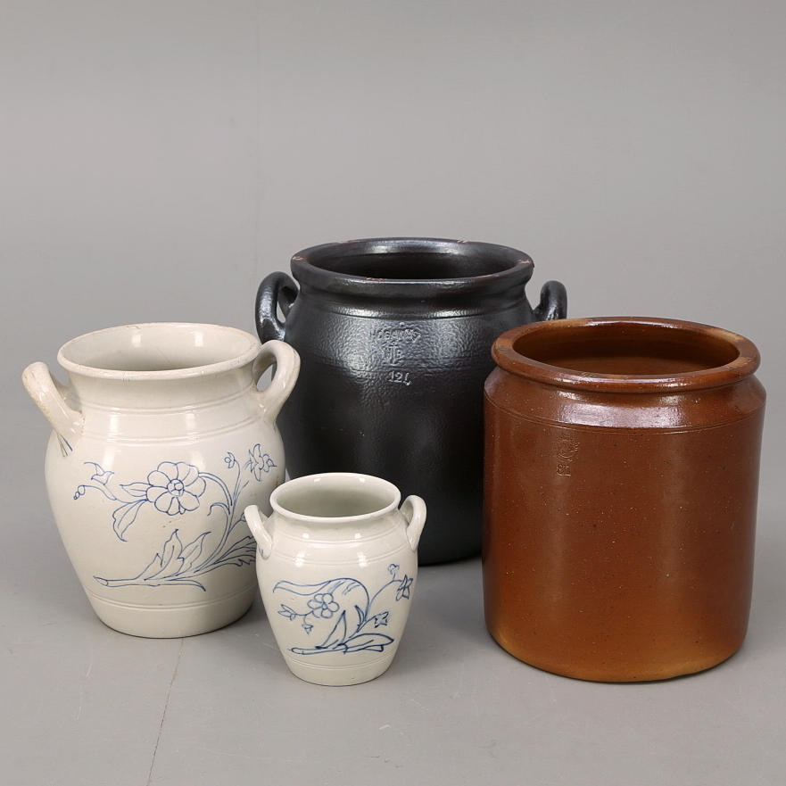 KRUS 4 st, stengods. Helsingborg, Rörstrand, Höganäs, Göteborg.