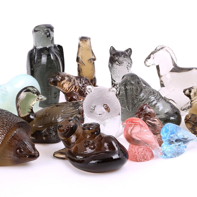 FIGURINER, glas, Paul Hoff, Kosta för WWF. 14+3.