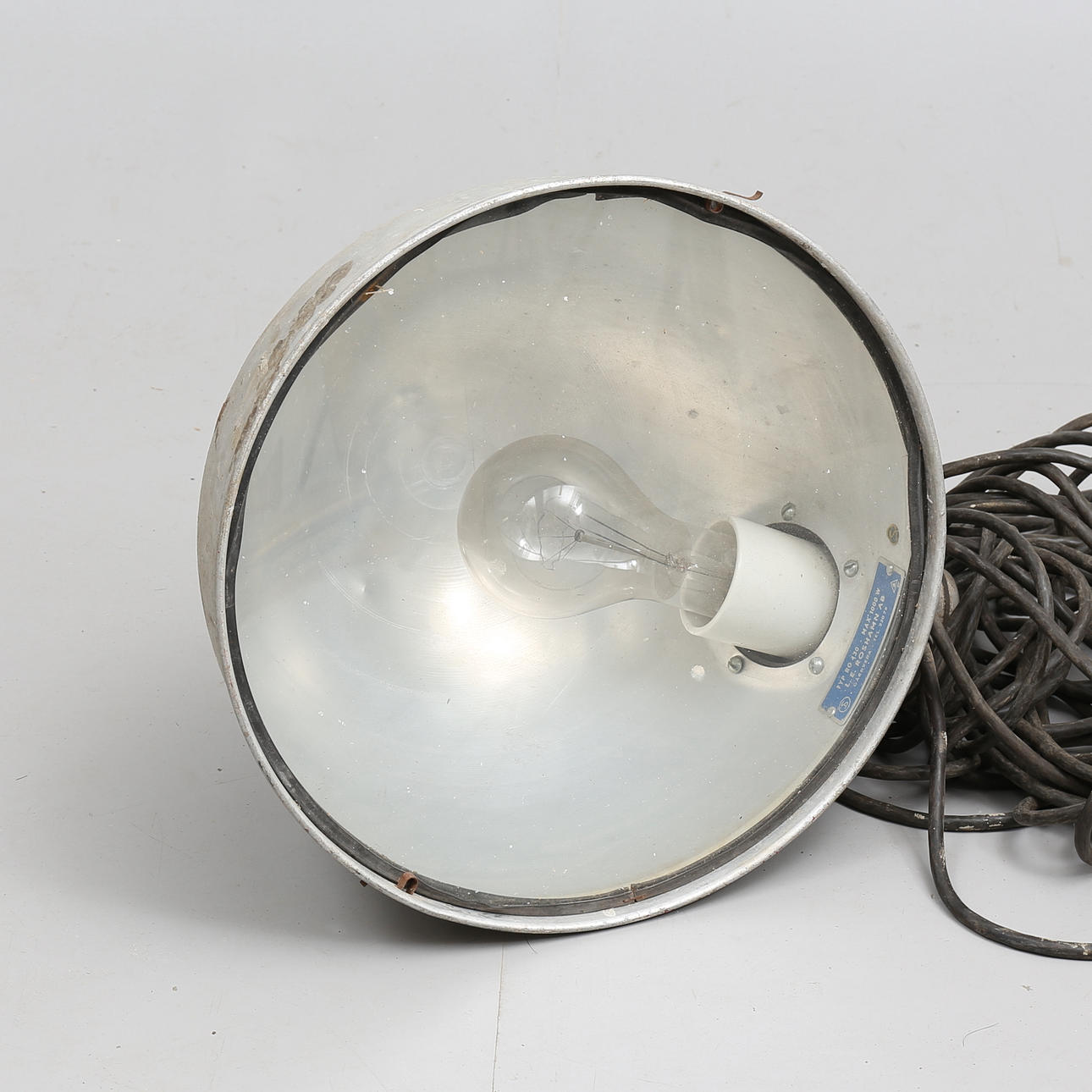 INDUSTRILAMPA, " L.E. ROSHAMN" 1900-talets mitt.