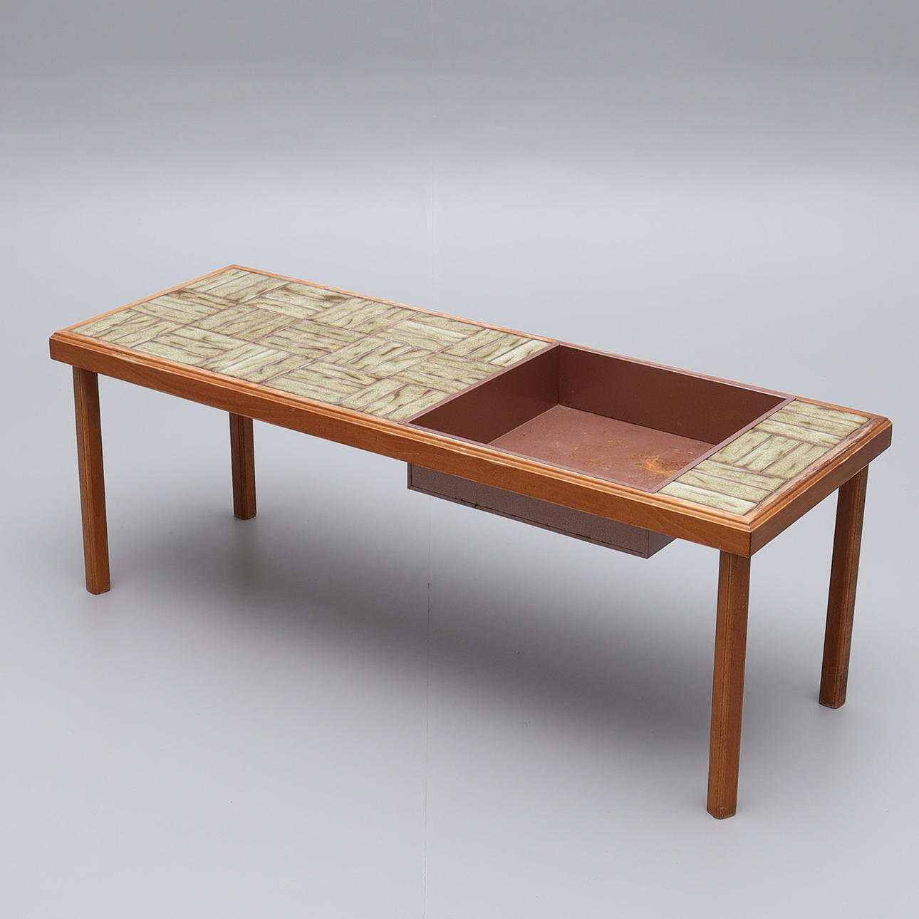 MESA DE FLORES, teca, azulejos, años 60/70.