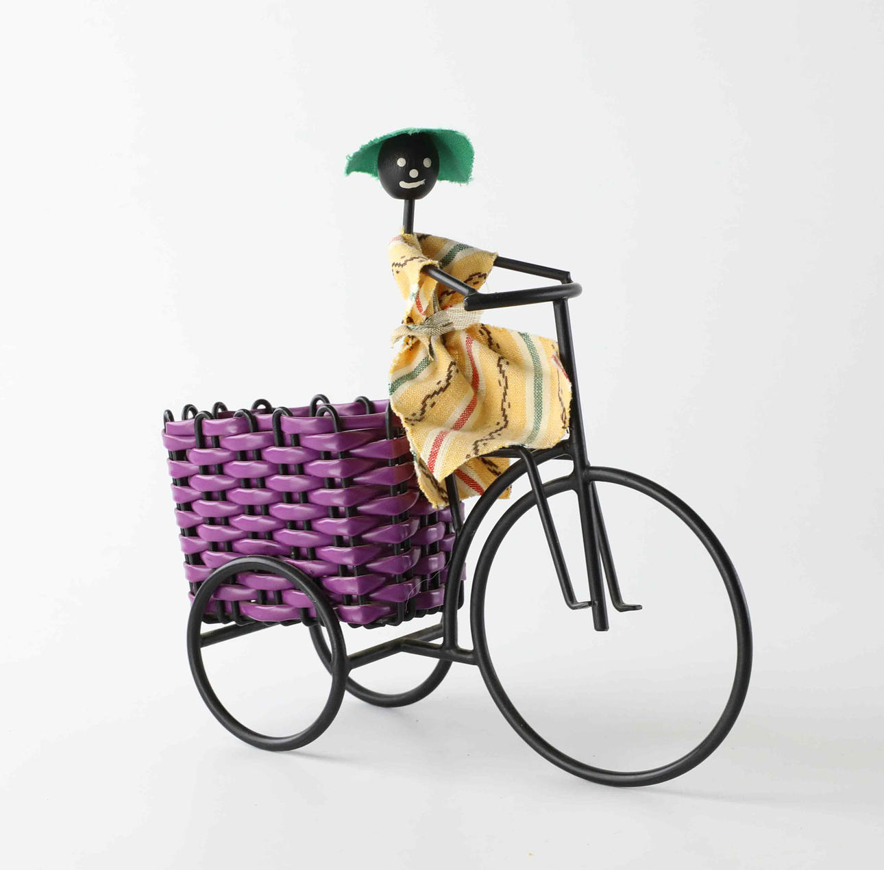 BROR BONFILS. TILLSKRIVEN. Stringfigur, Danmark, 1900-talets mitt.