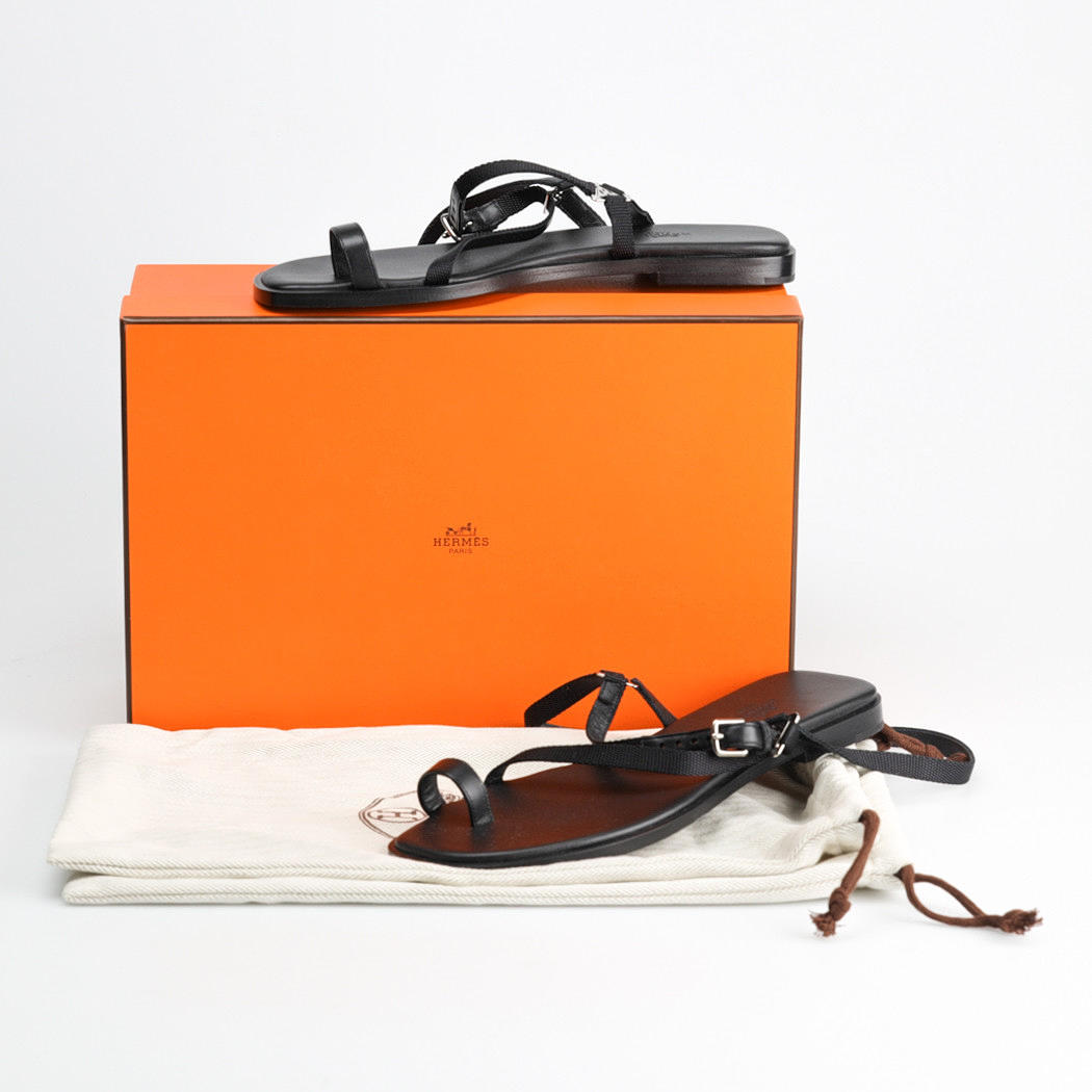 HERMÈS, Sko / Sandal, str. 39.