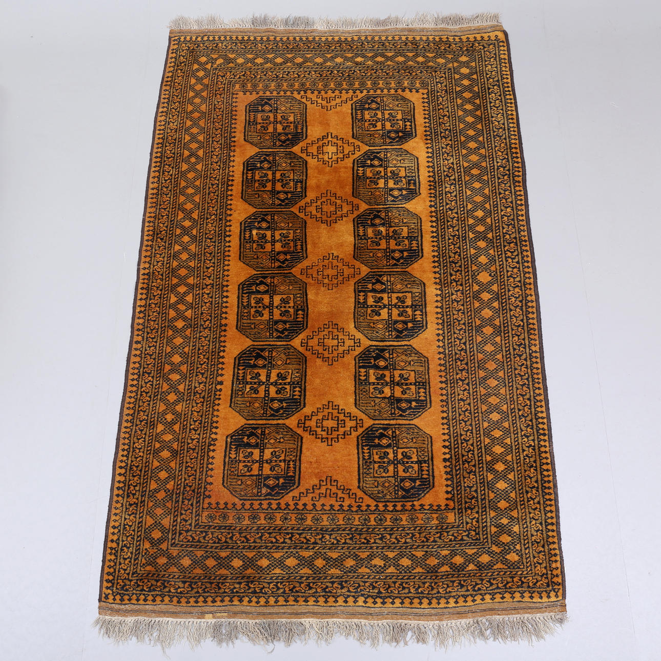 ORIENTALISCHER TEPPICH, Gold-Afghan, 262 x 170 cm.