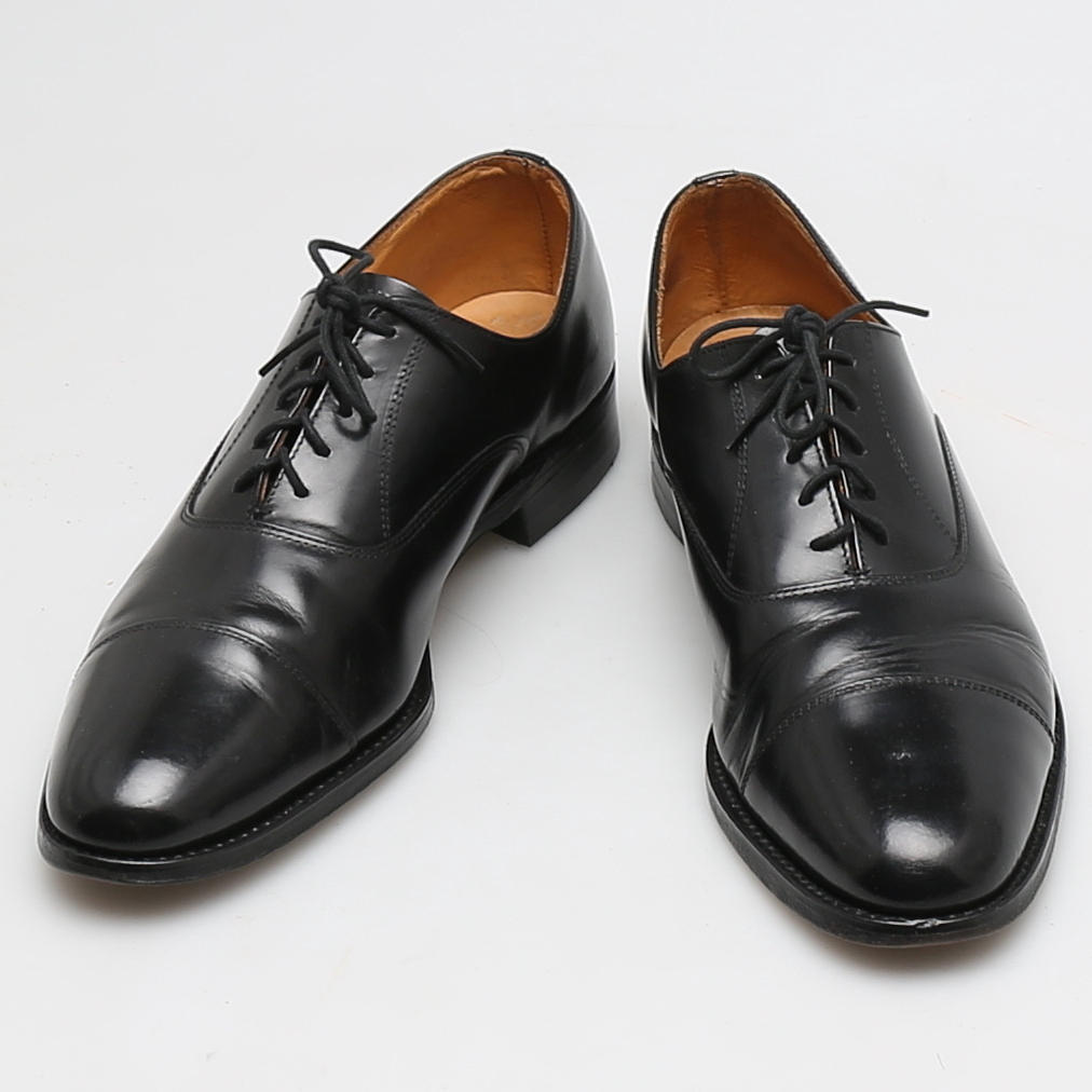 HERRSKOR, Jones bootmakers.