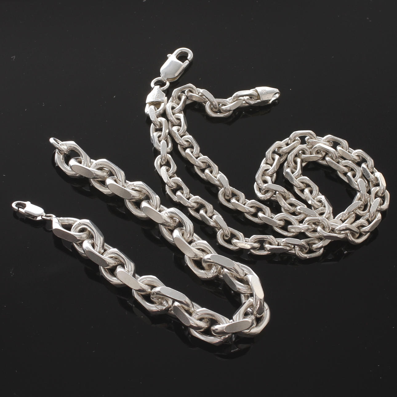 ARMBAND samt HALBAND, silver, 1900/2000-tal.