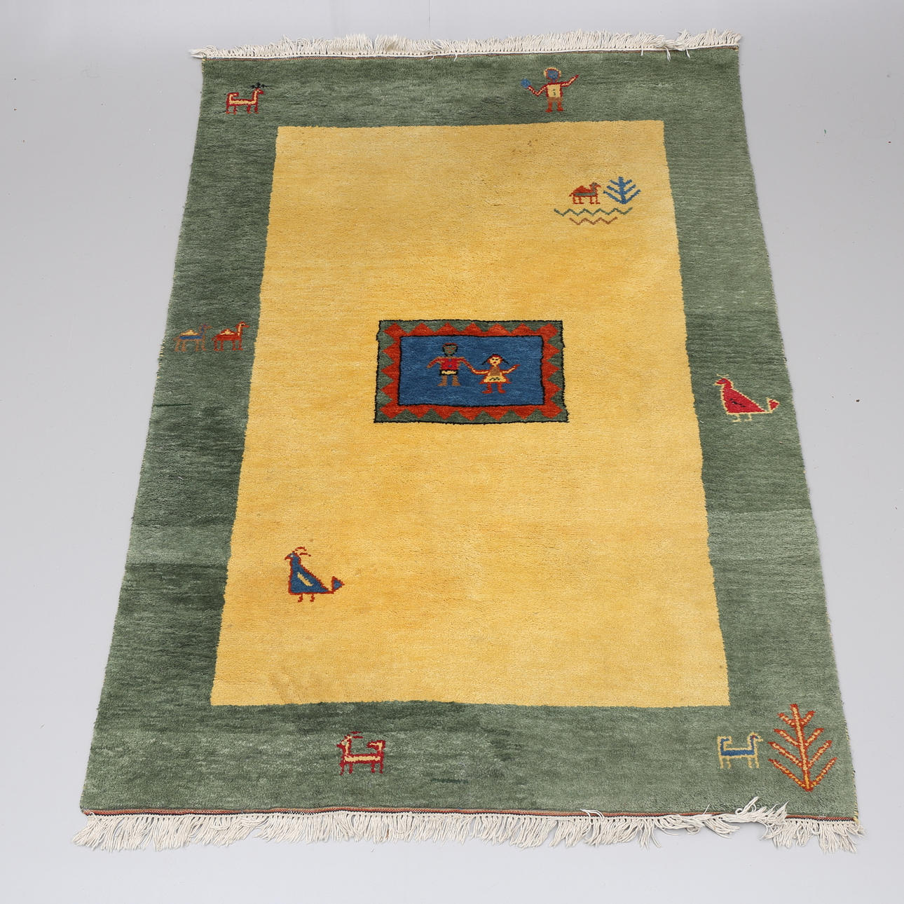 MATTA, ull, Indien, 200 x 142 cm.