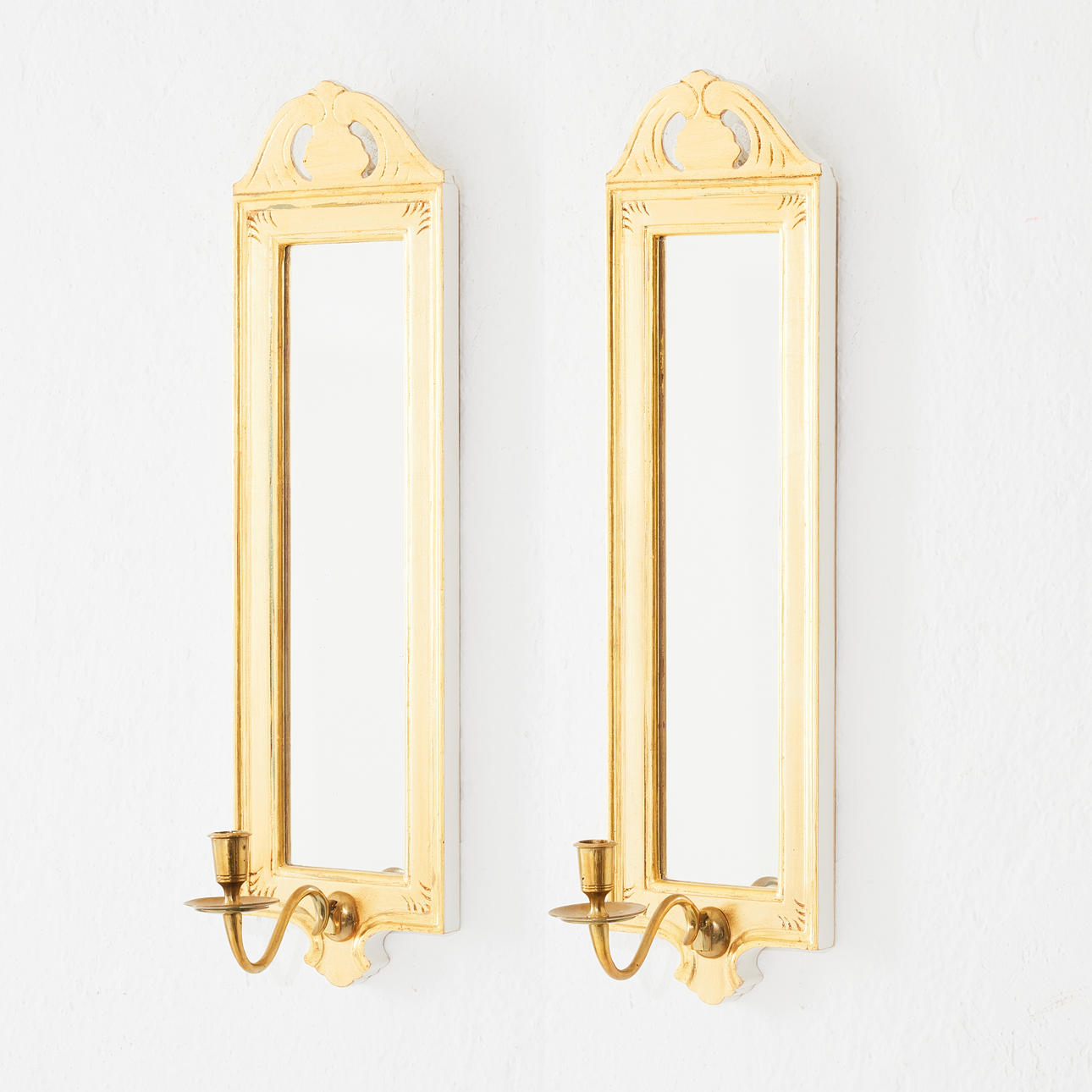 IKEA. "Regnaholm", mirror sconces, 1 pair, Ikea's 18th-century series, for 1 candle each, gilt, crest with partially openwork decor, hallmark.