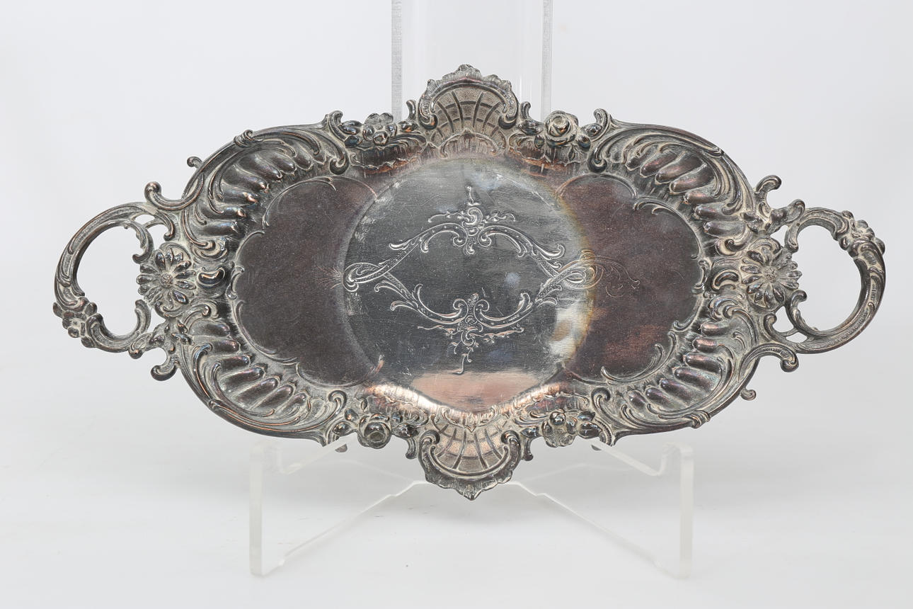 BESTICKSUPPSÄTTNING OCH BRICKA WMF, nysilver, cirka 80 delar, "Svensk modell".