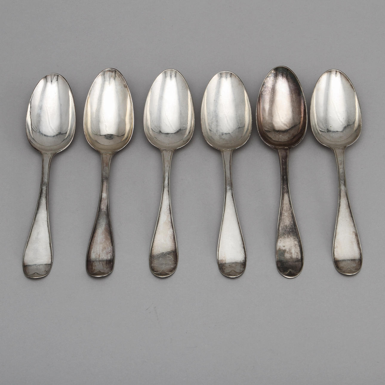 SKEDAR, 5 + 1 st, silver, "Svensk rund", Andreas Isberg, Skänninge samt Nils Tornberg, Linköping, 1799. Total vikt 370 gram.