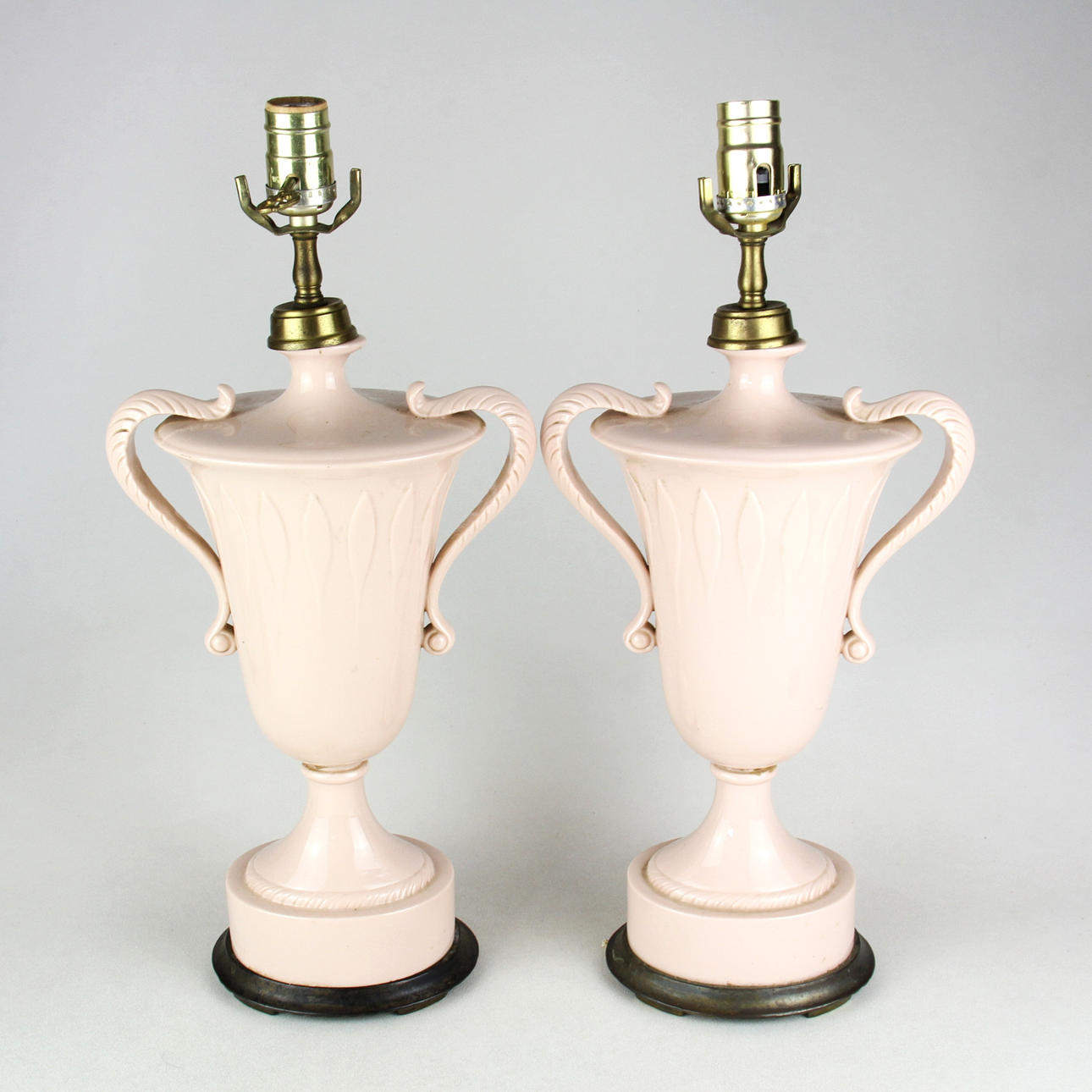 BASE PARA LÁMPARAS OPALINA ROSA PRINCIPIOS SIGLO XX.