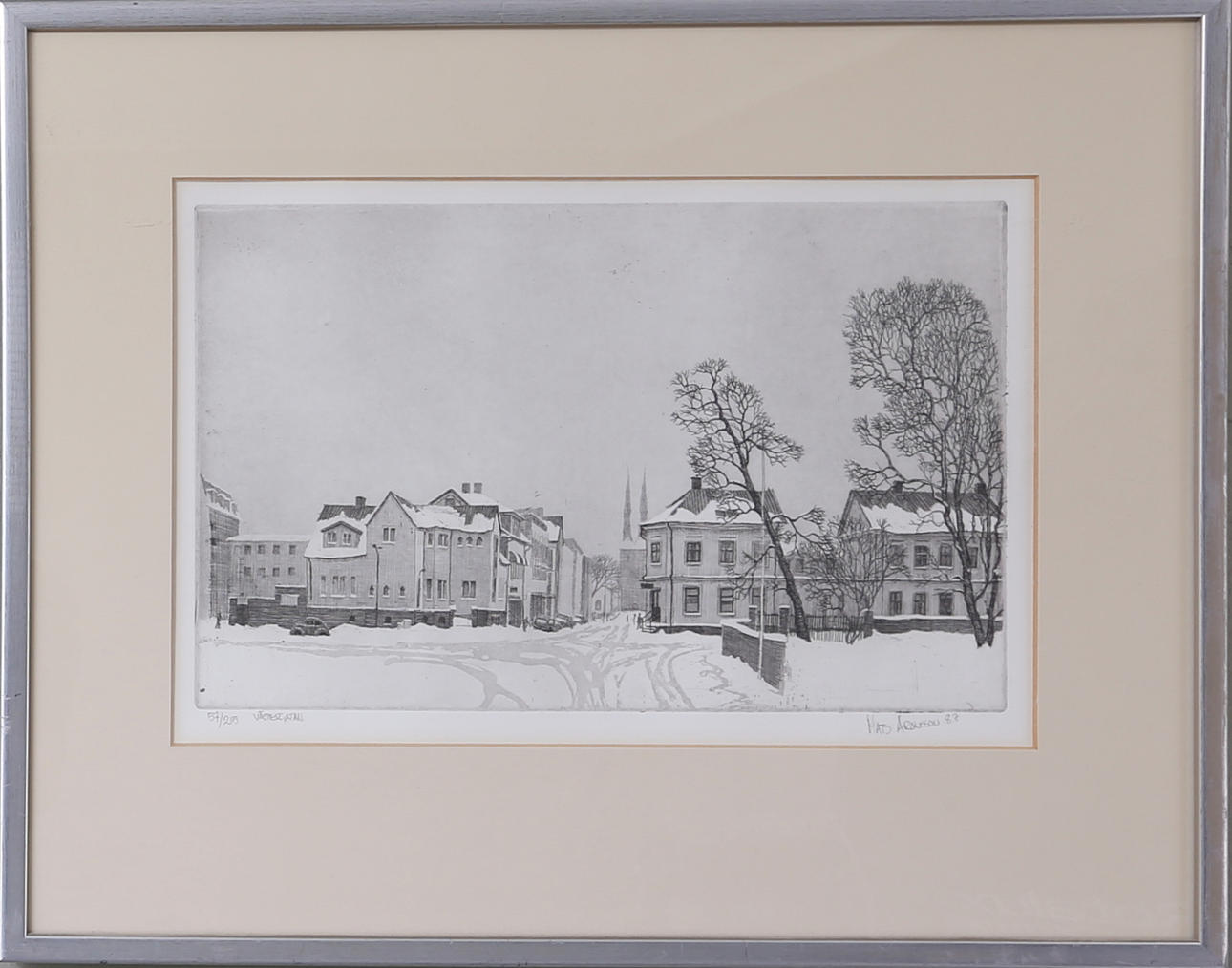 MATS ARONSSON. "Västergatan", grafiskt blad, signerad och daterad 87, numrerad 57/215.