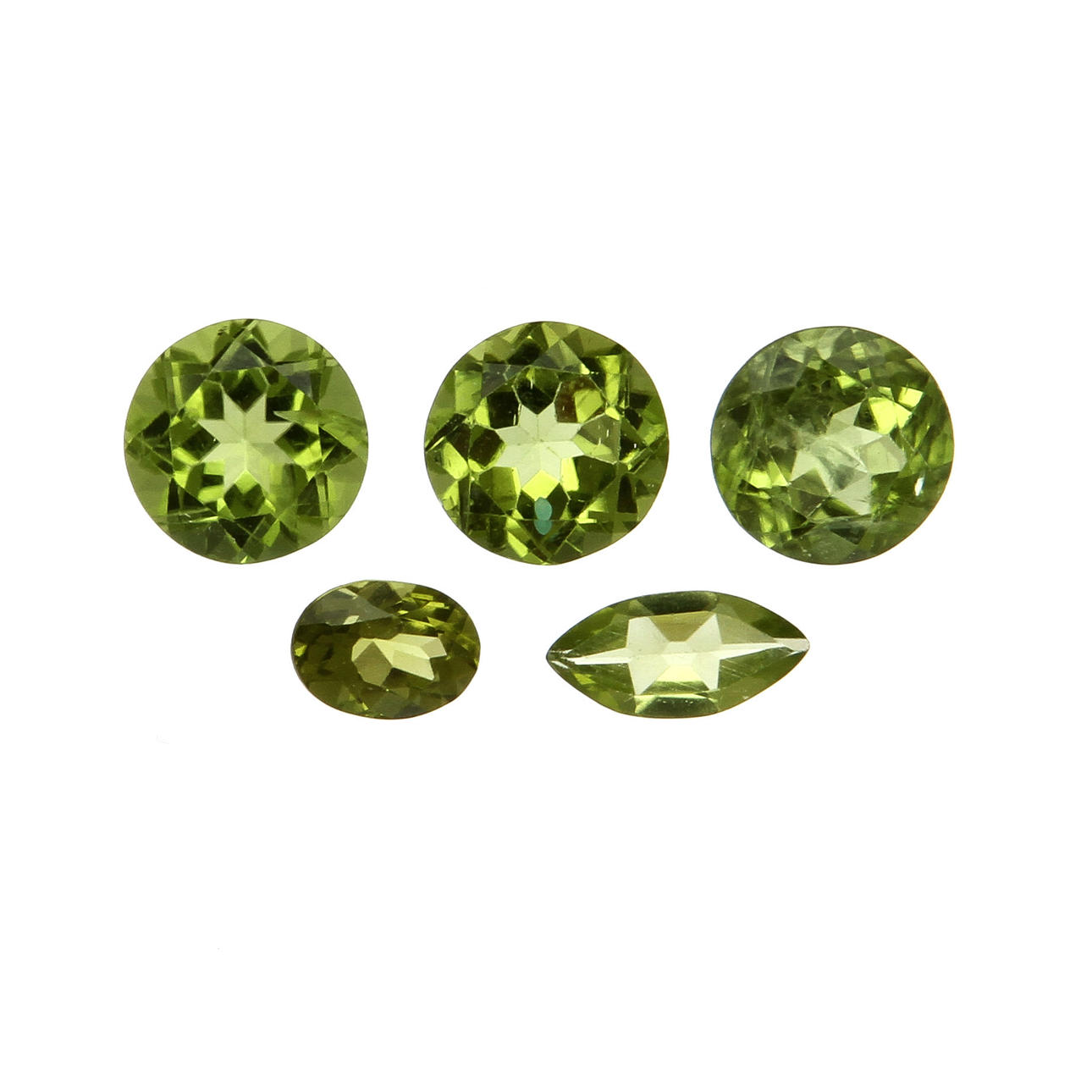 ÄDELSTENAR, 5 st, peridot. Vikt totalt ca 10,5 ct.