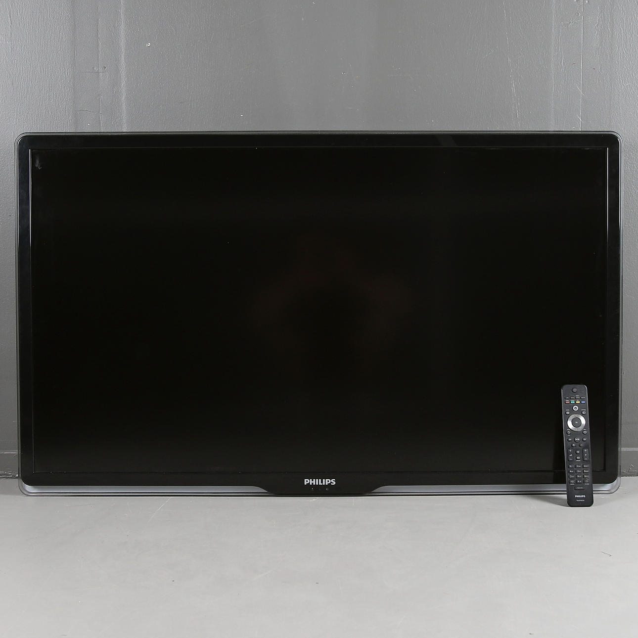 TV, Philips, 48 tum. 2000-tal.