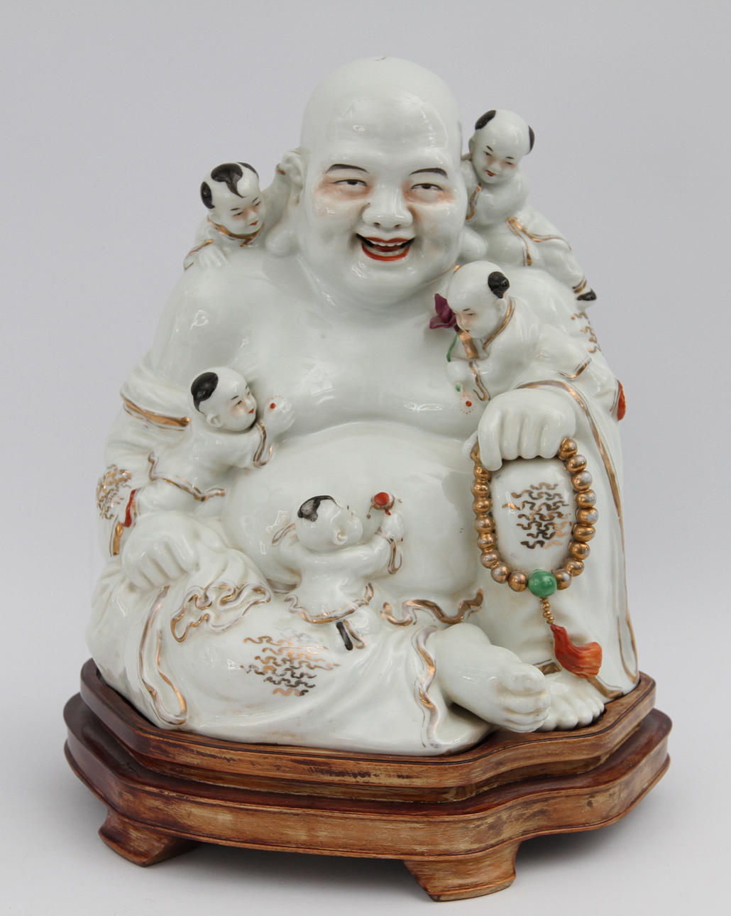 BUDDAFIGUR, porslin, Kina,1900- tal.