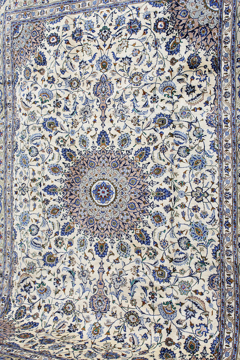 MATTA, Persisk, ljus Kashmar, 367 x 252 cm.