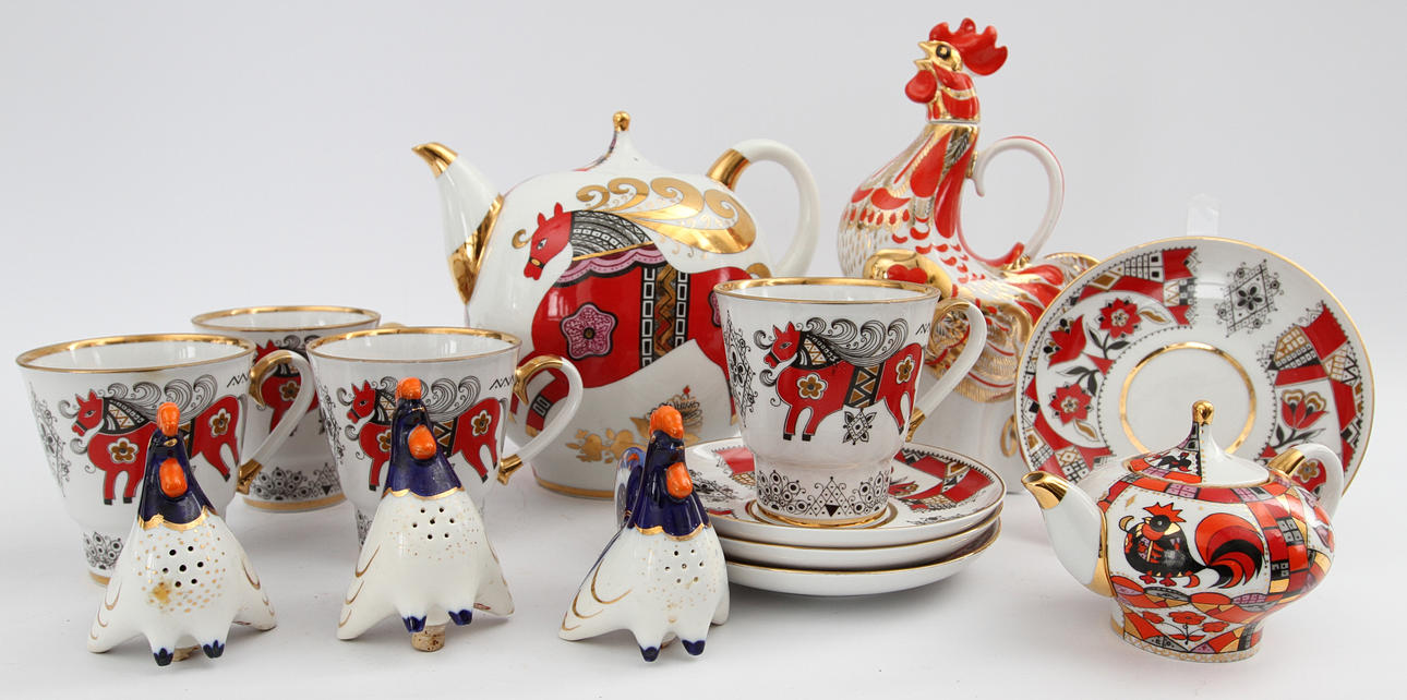 TESERVIS, porslin, polykrom dekor, Ryssland.