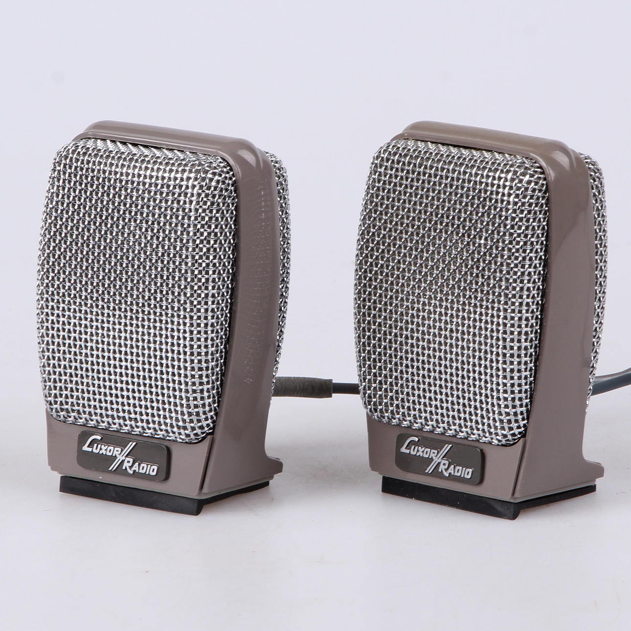 MIKROFONER, ett par, märkt Luxor Radio MD407, tillverkad av Sennheiser för Luxor, 1970-tal.