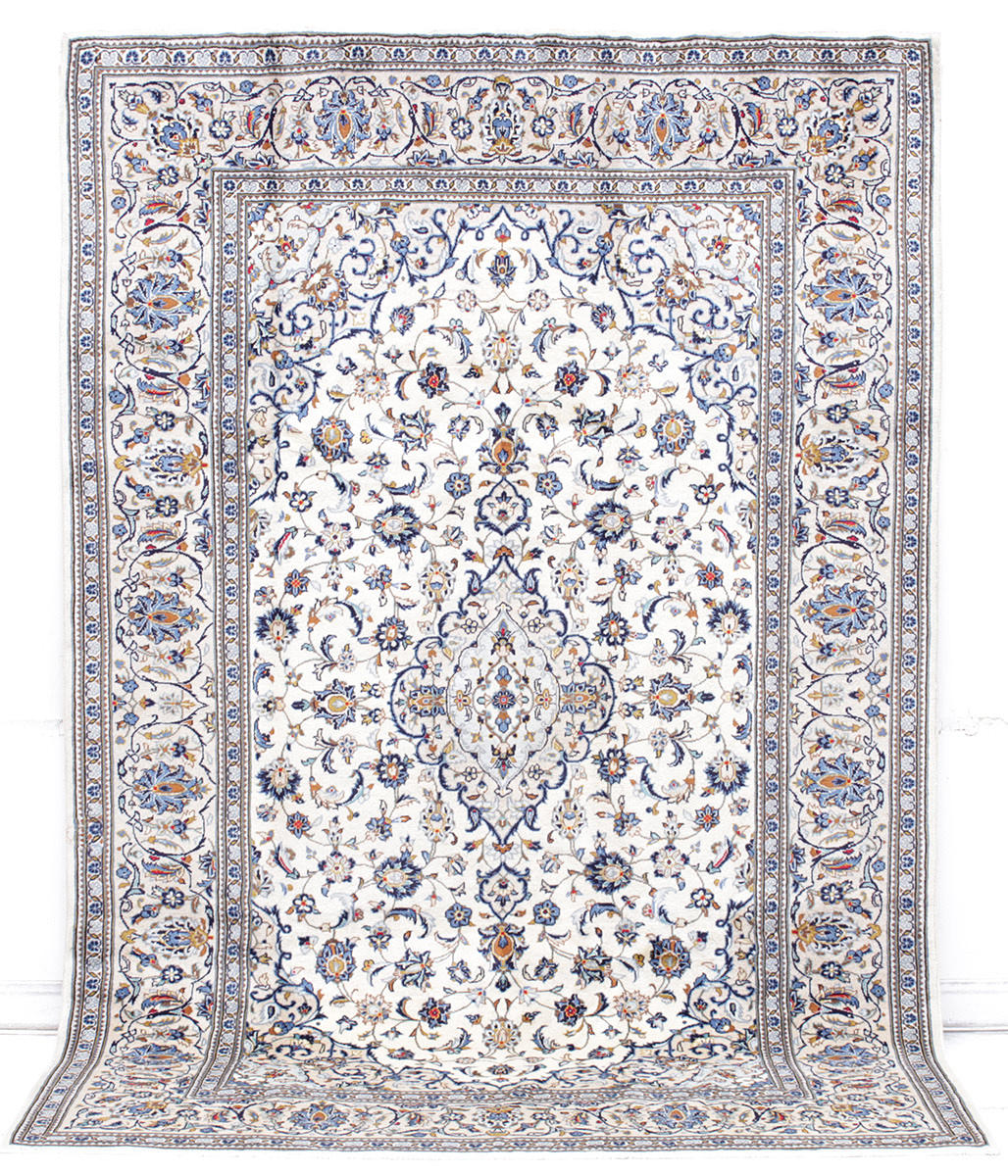 MATTA, ljus Keshan, 300 x 200 cm.