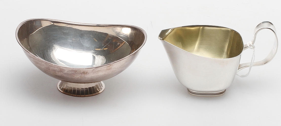 SKÅL och KANNA, silver, Tyskland samt Sverige, 1900-tal, vikt ca 135 gram.