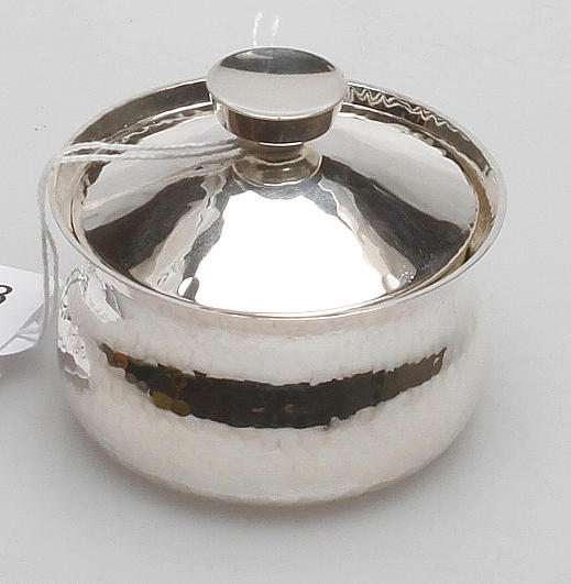 LOCKDOSA, silver, Eric Löfman, MGAB, Uppsala, 1973, vikt ca 148 gram.