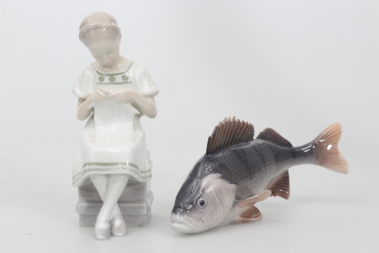 FIGURINER, porslin, 2 stycken, Bing & Gröndahl och Kunglig Dansk.