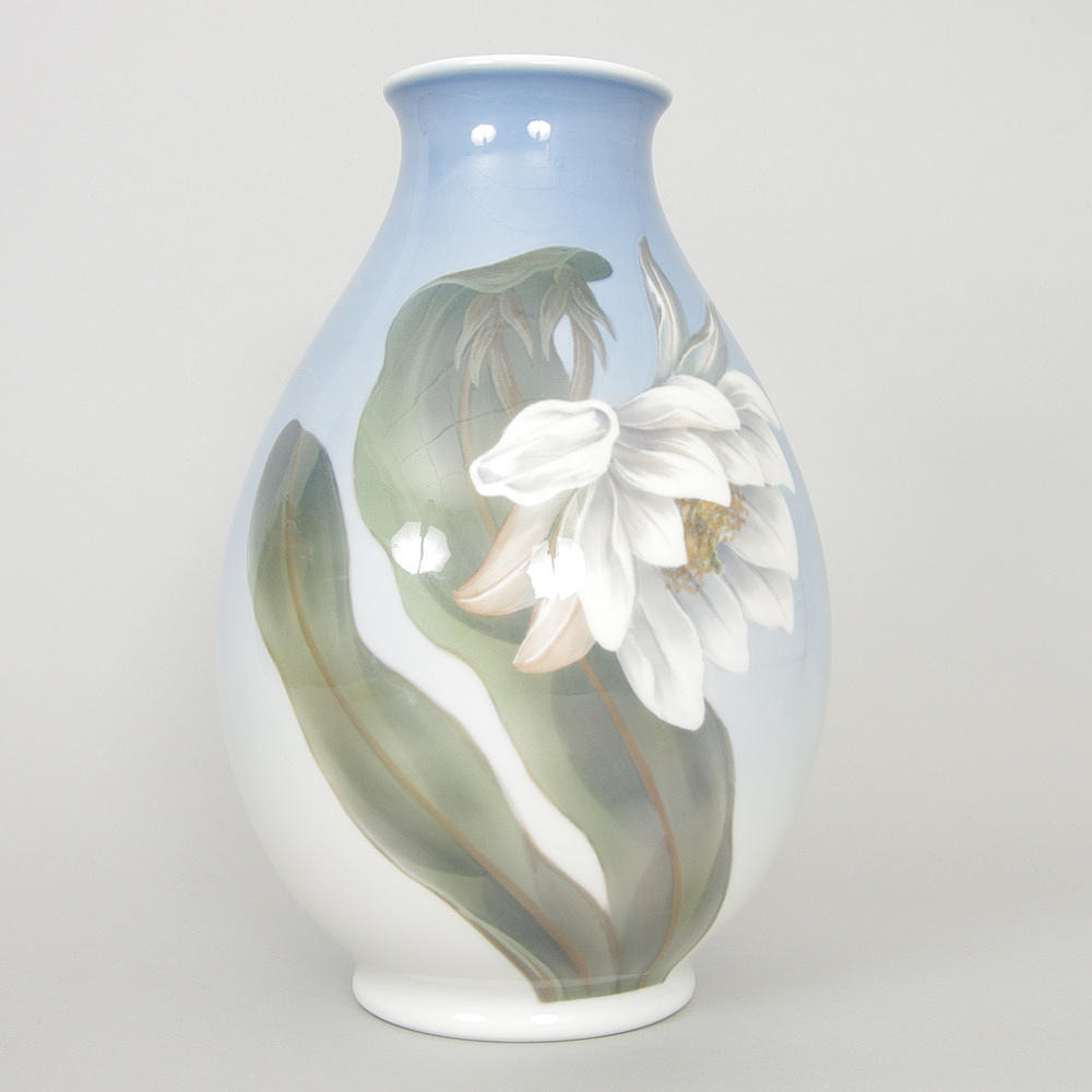 VAS, porslin, Royal Copenhagen.