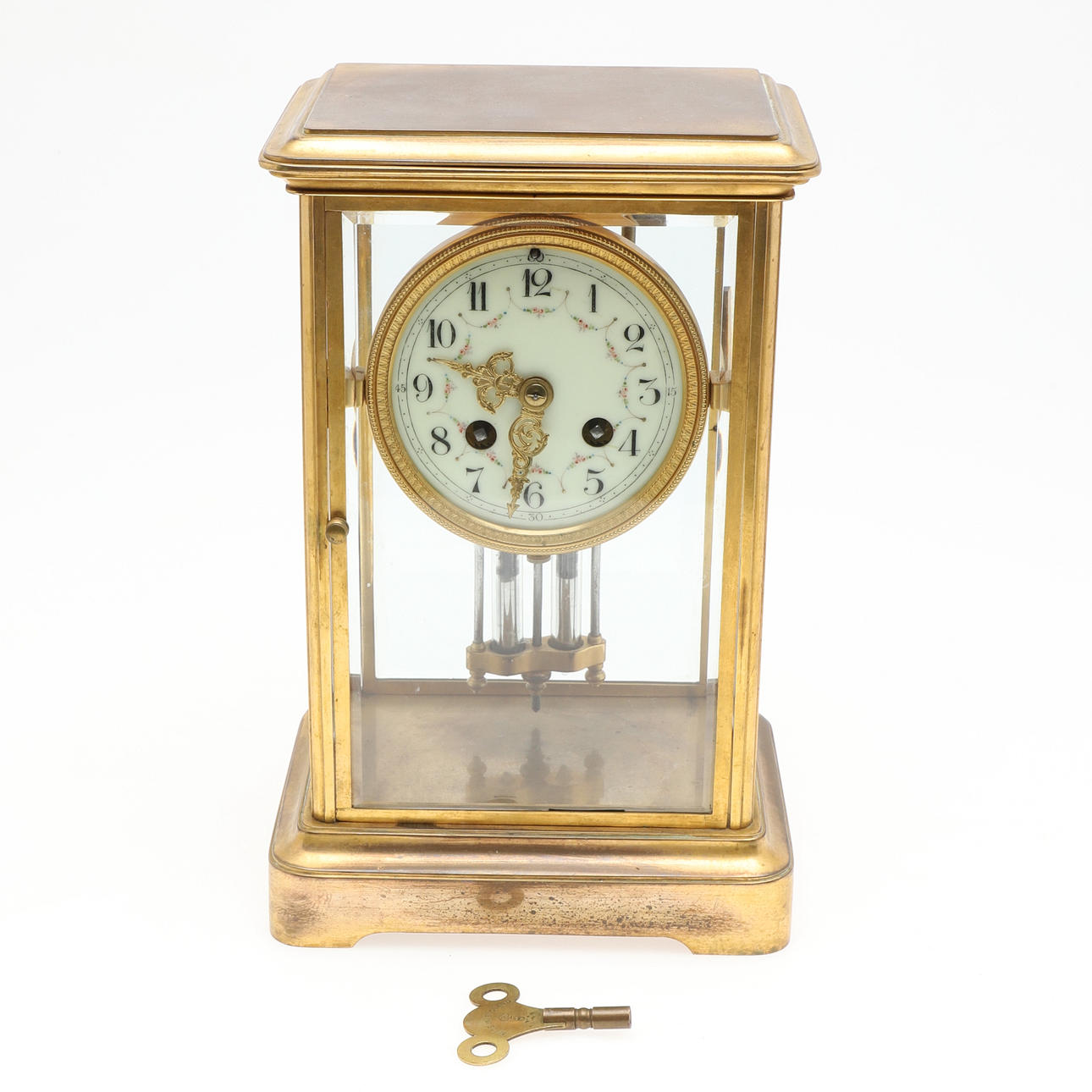 FRANZÖSISCHE VIERGLAS-KAMERAUHR.