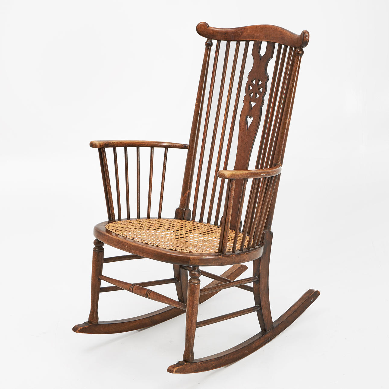 SCHAUKELSTUHL. Windsor-Modell. Rattansitz.