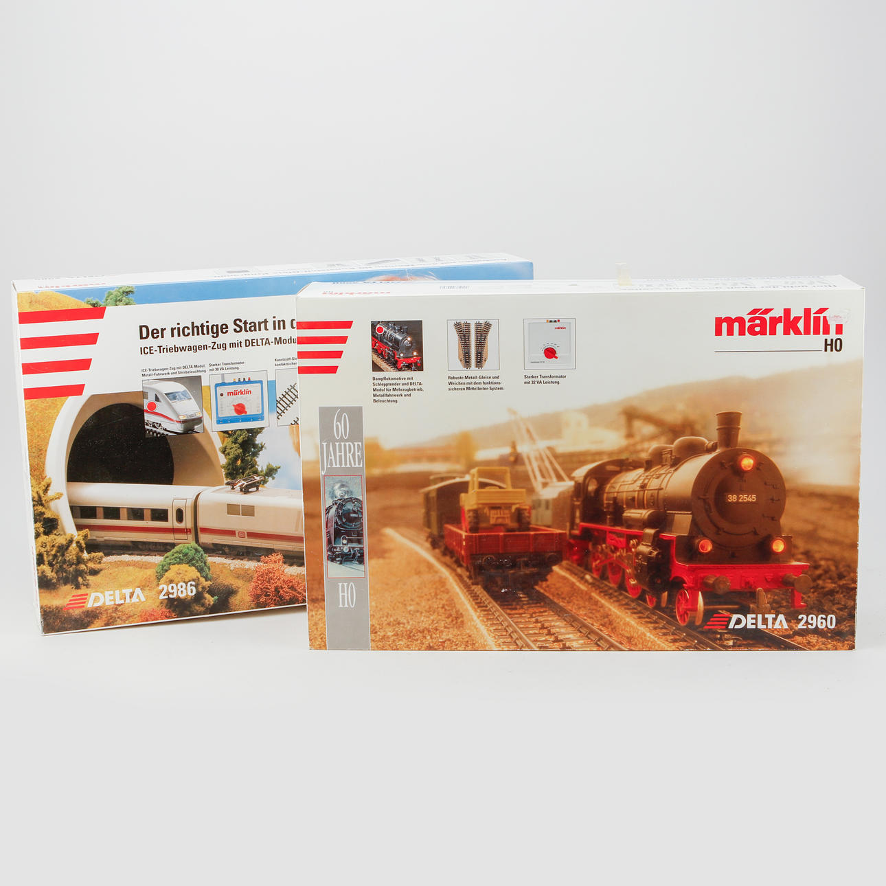 TRAIN SETS, 2 pcs, Märklin, "Delta 2960" and "Delta 2986".