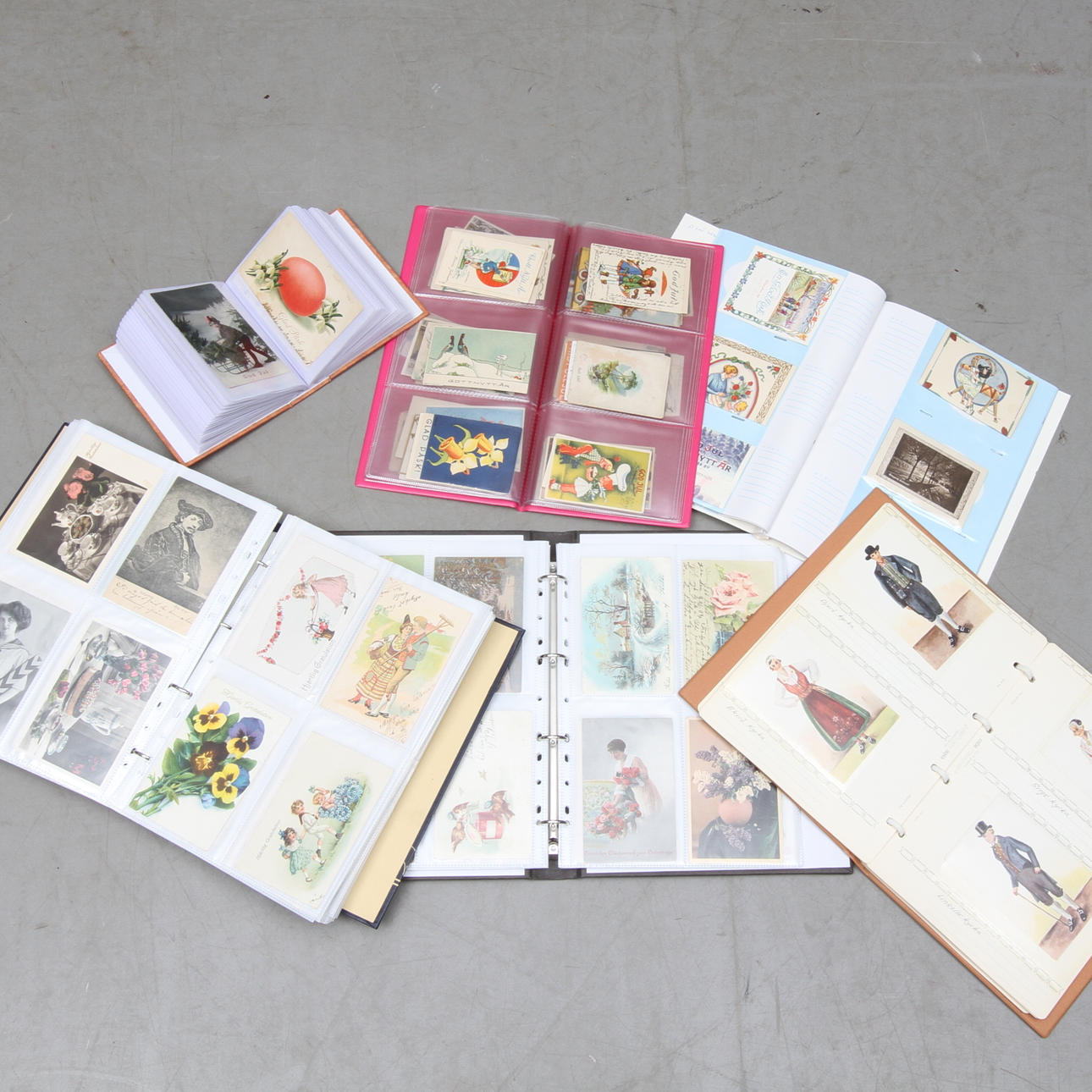 VYKORT, CA 810 st, högtidskort, gratulationskort med mera, 1900-tal.