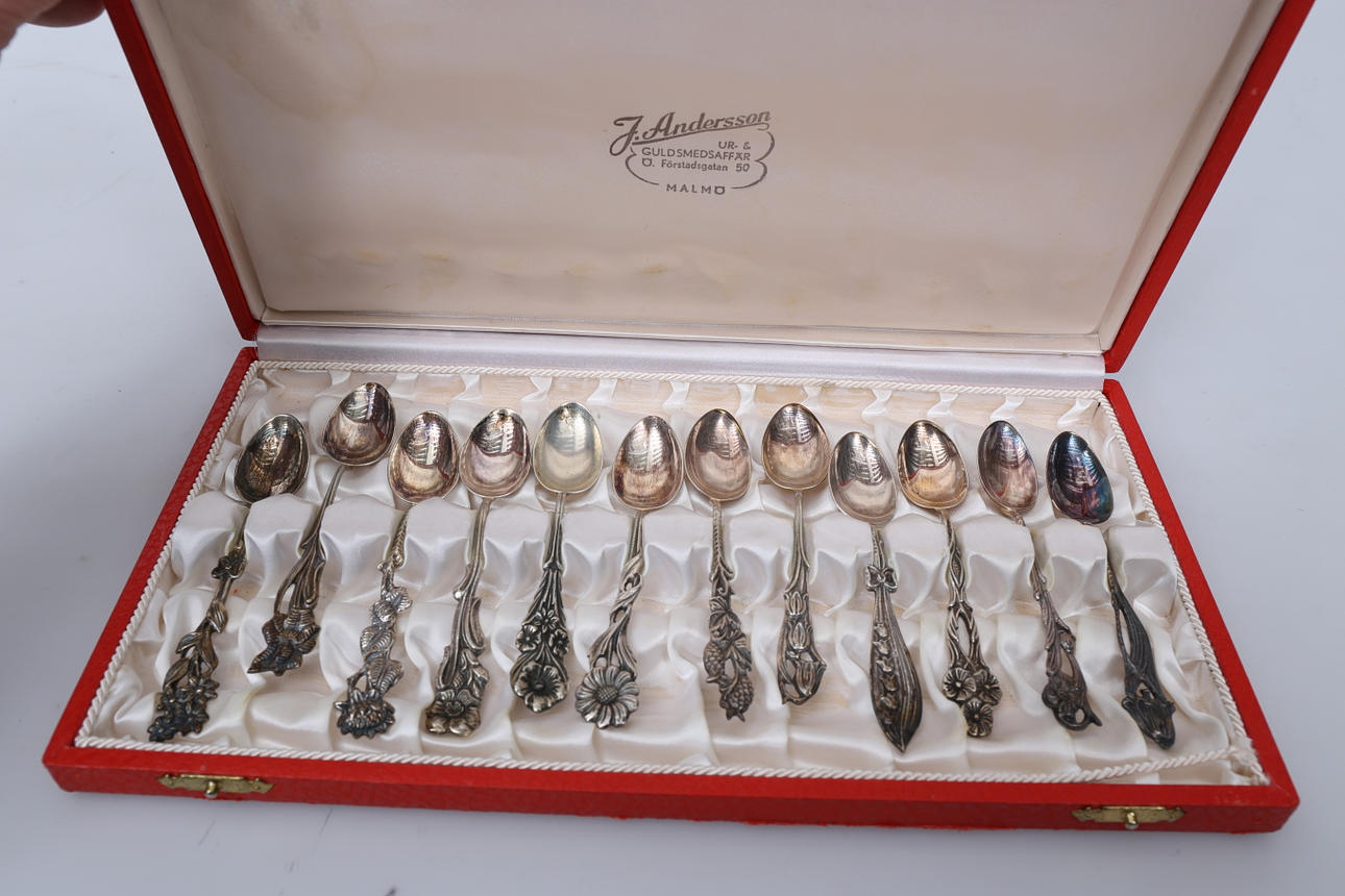 MOCKASKEDAR, silver, "Svensk Flora", 12 stycken, 143 gram.