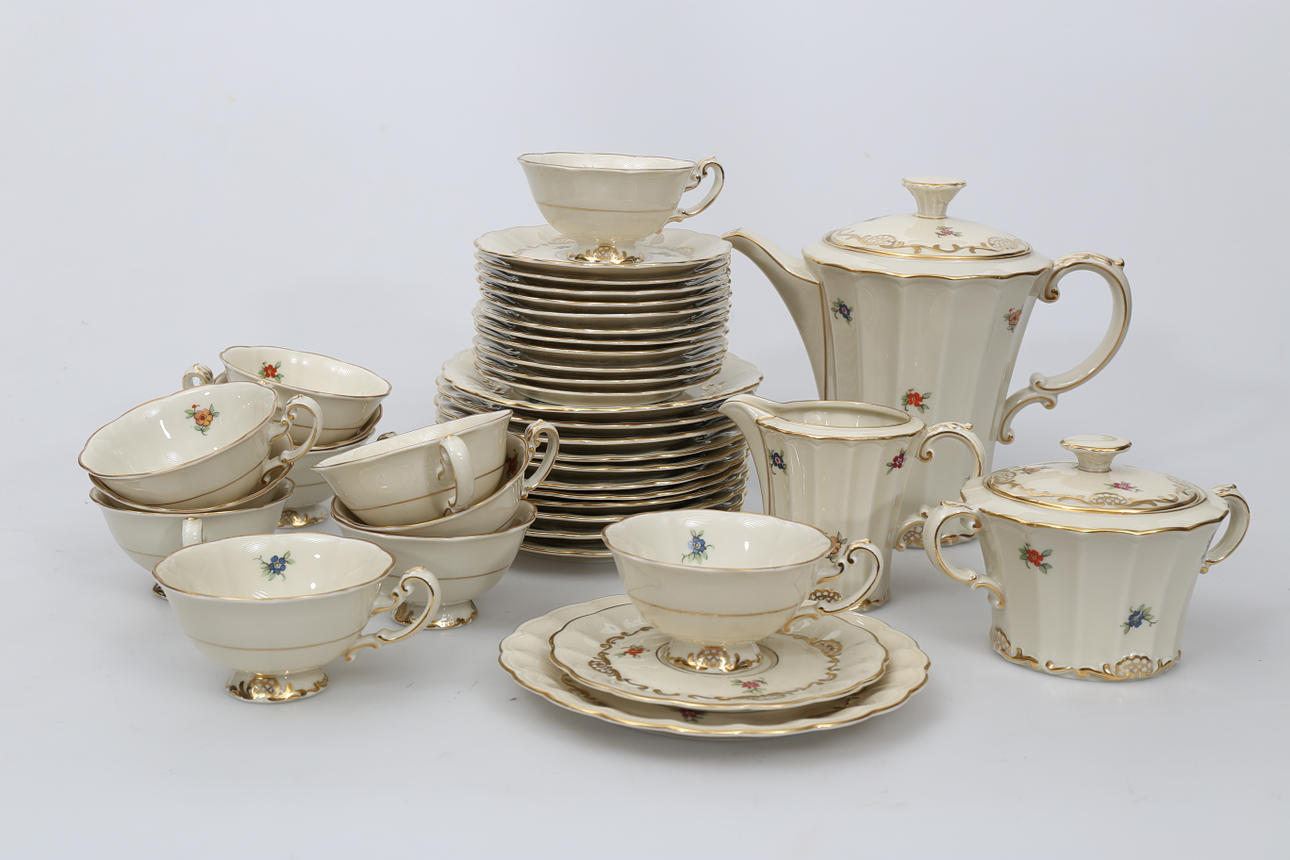 KAFFESERVIS, porslin, 39 delar, Königl.pr.Tettau.